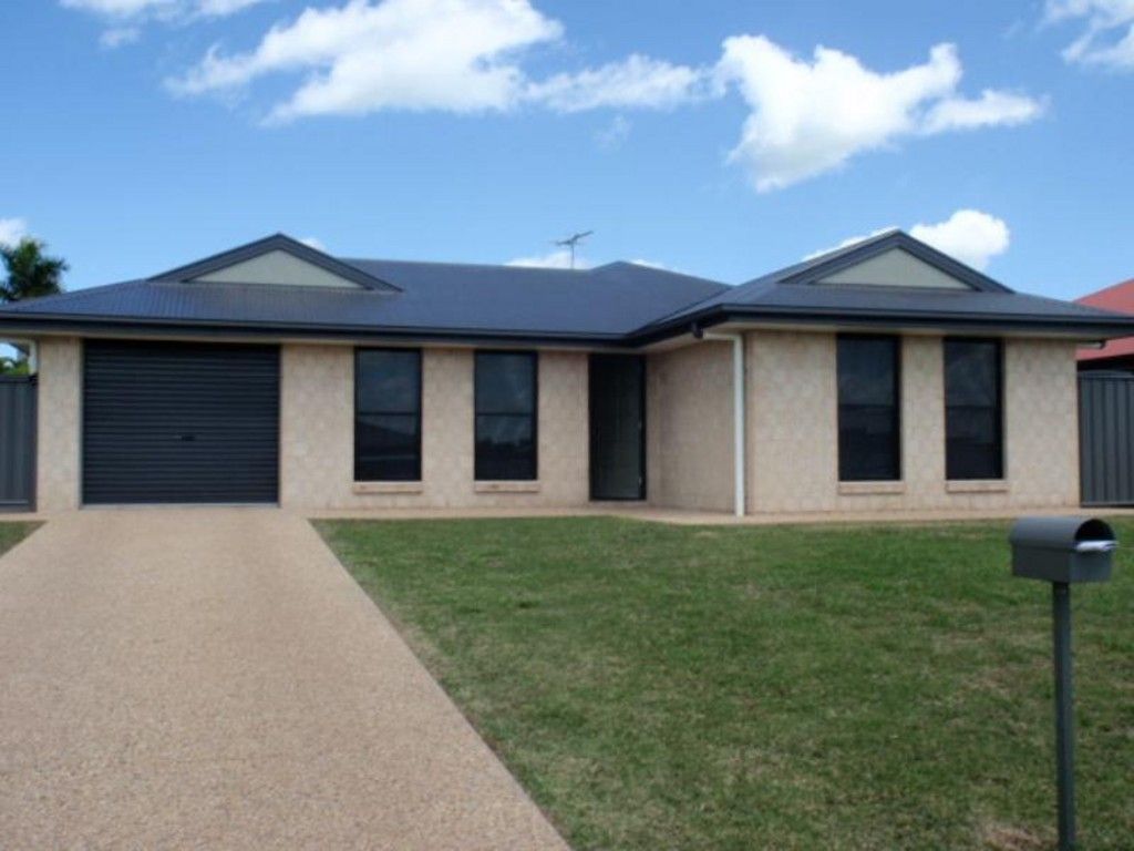 3 Berthun Drive, Emerald, QLD 4720