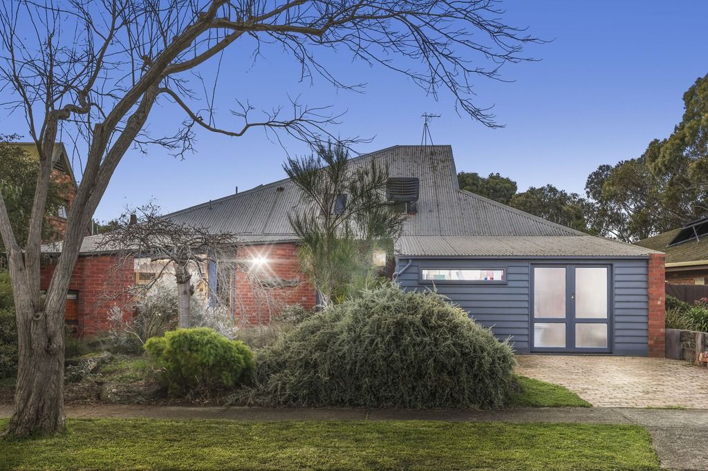 38 Manorvale Parade, Werribee, VIC 3030