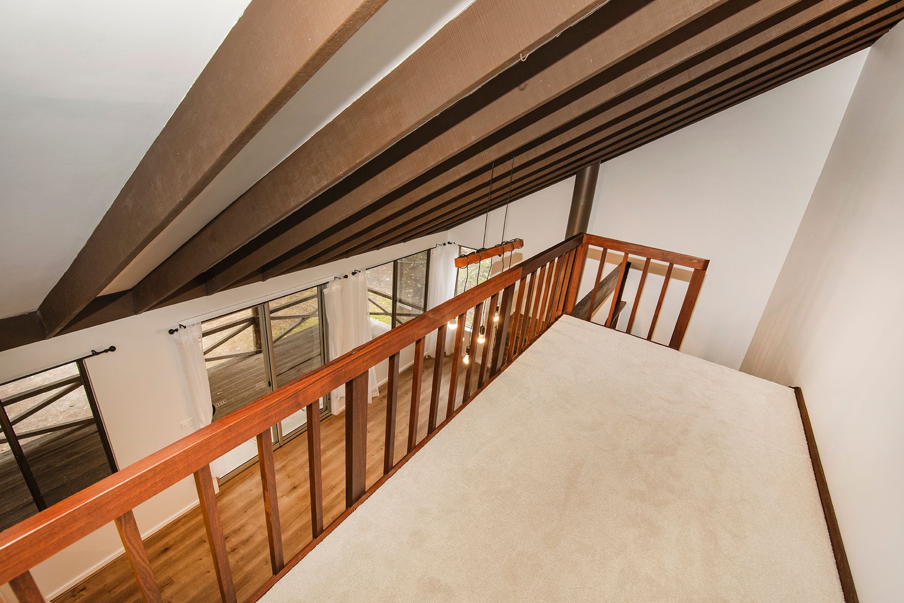 11 Clements Crescent — photo 6 of 20