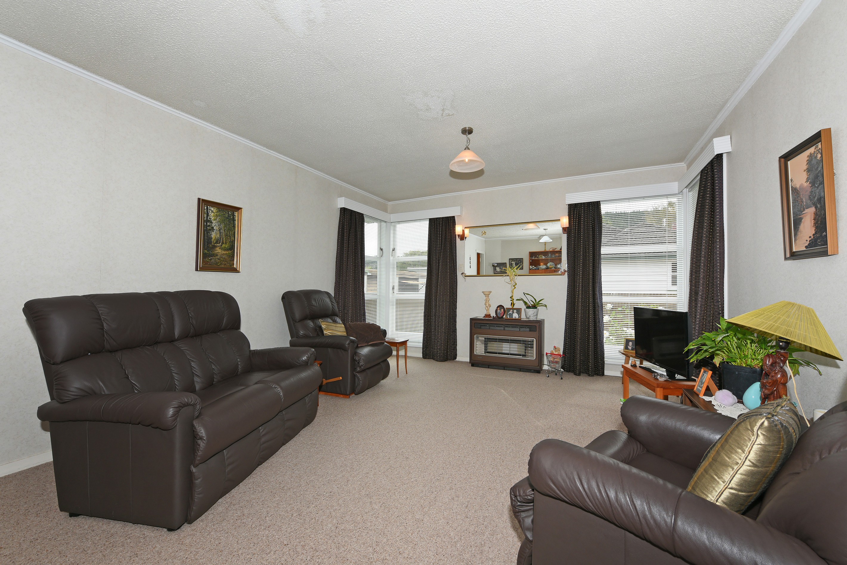 24 Robertson Street, Elderslea, Upper Hutt City