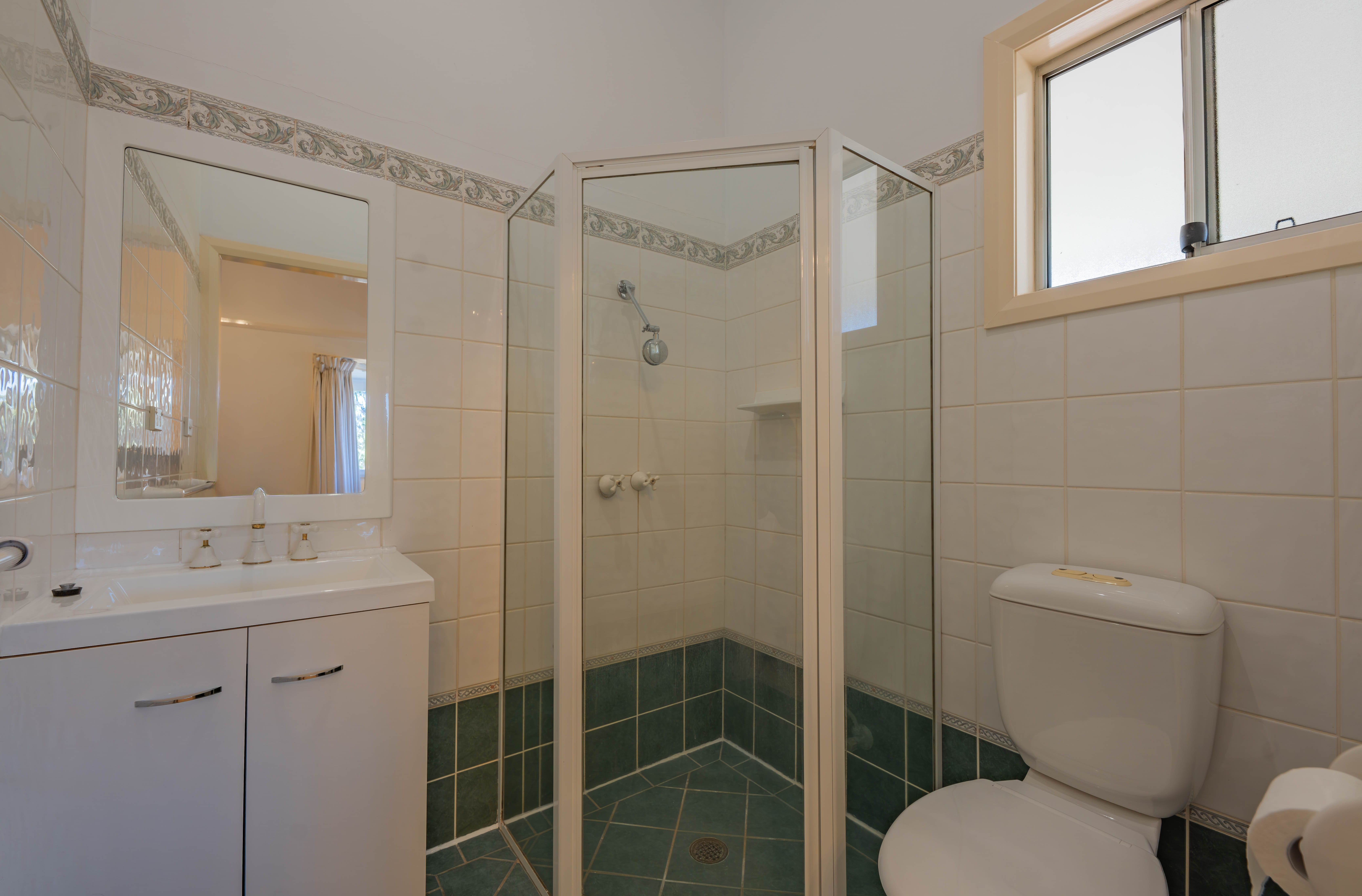 18 Innes Street — photo 10 of 21