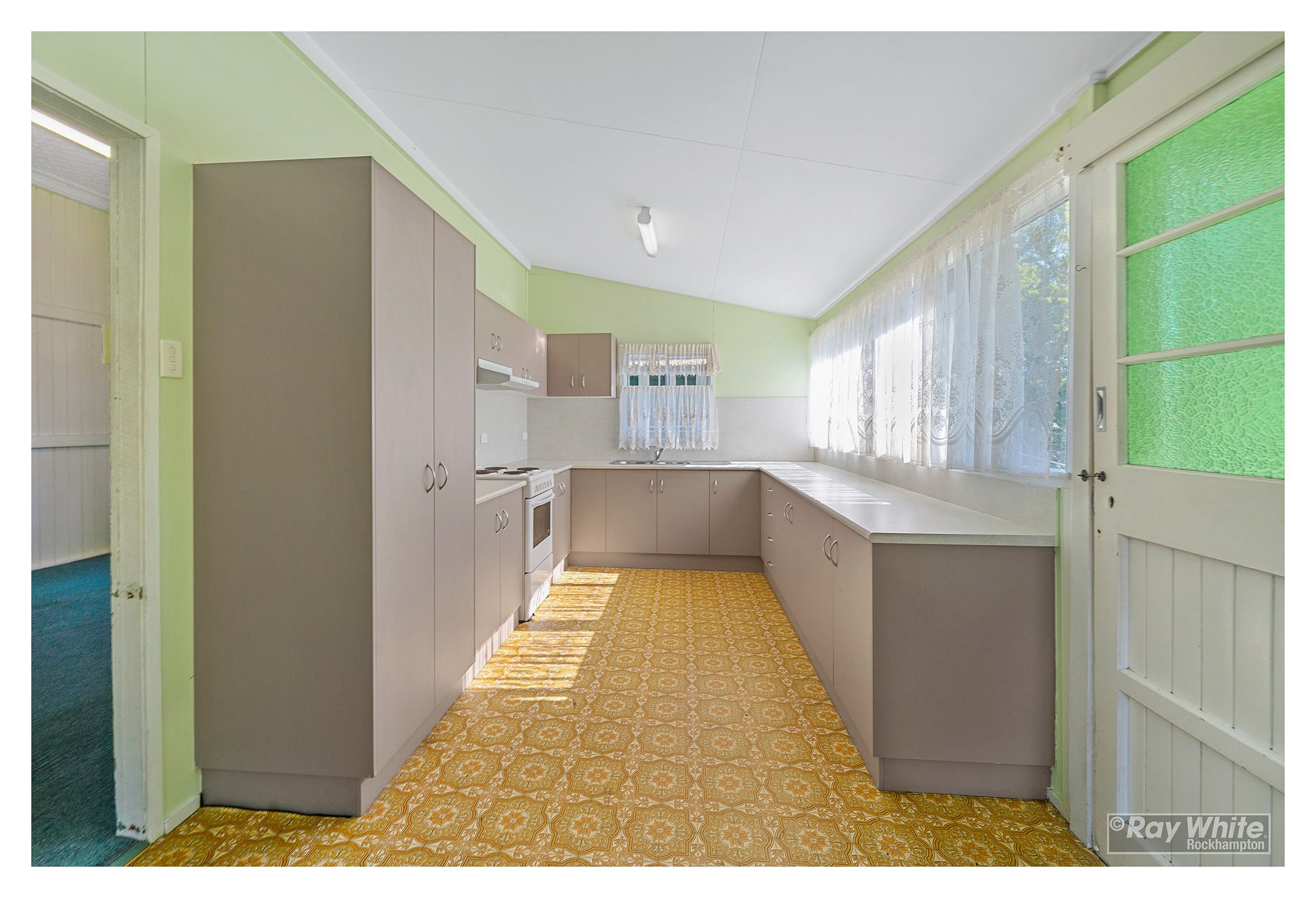 124 Derby Street, Allenstown, QLD 4700