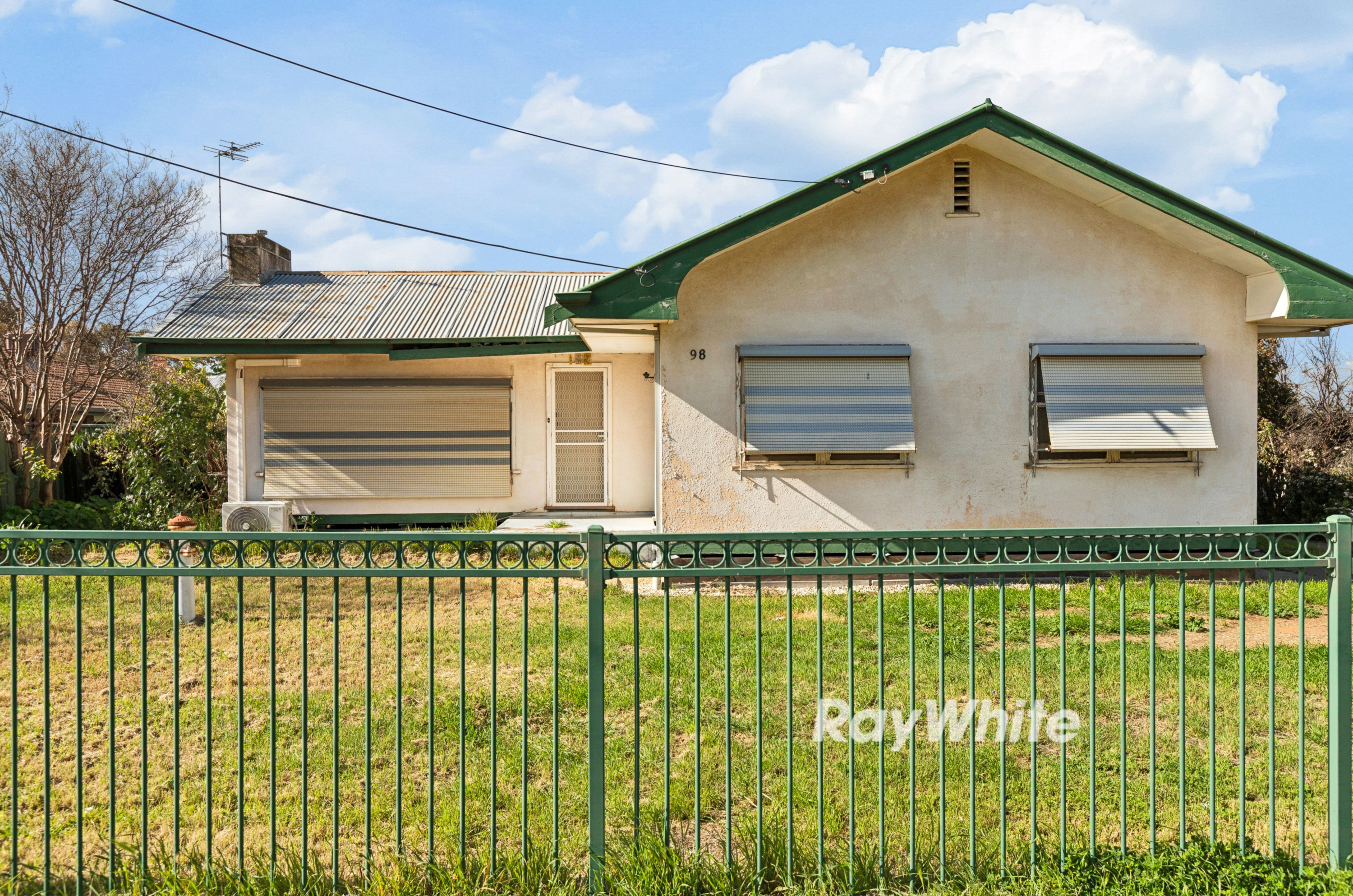 98 Thirteenth Street — photo from Ray White Mildura
