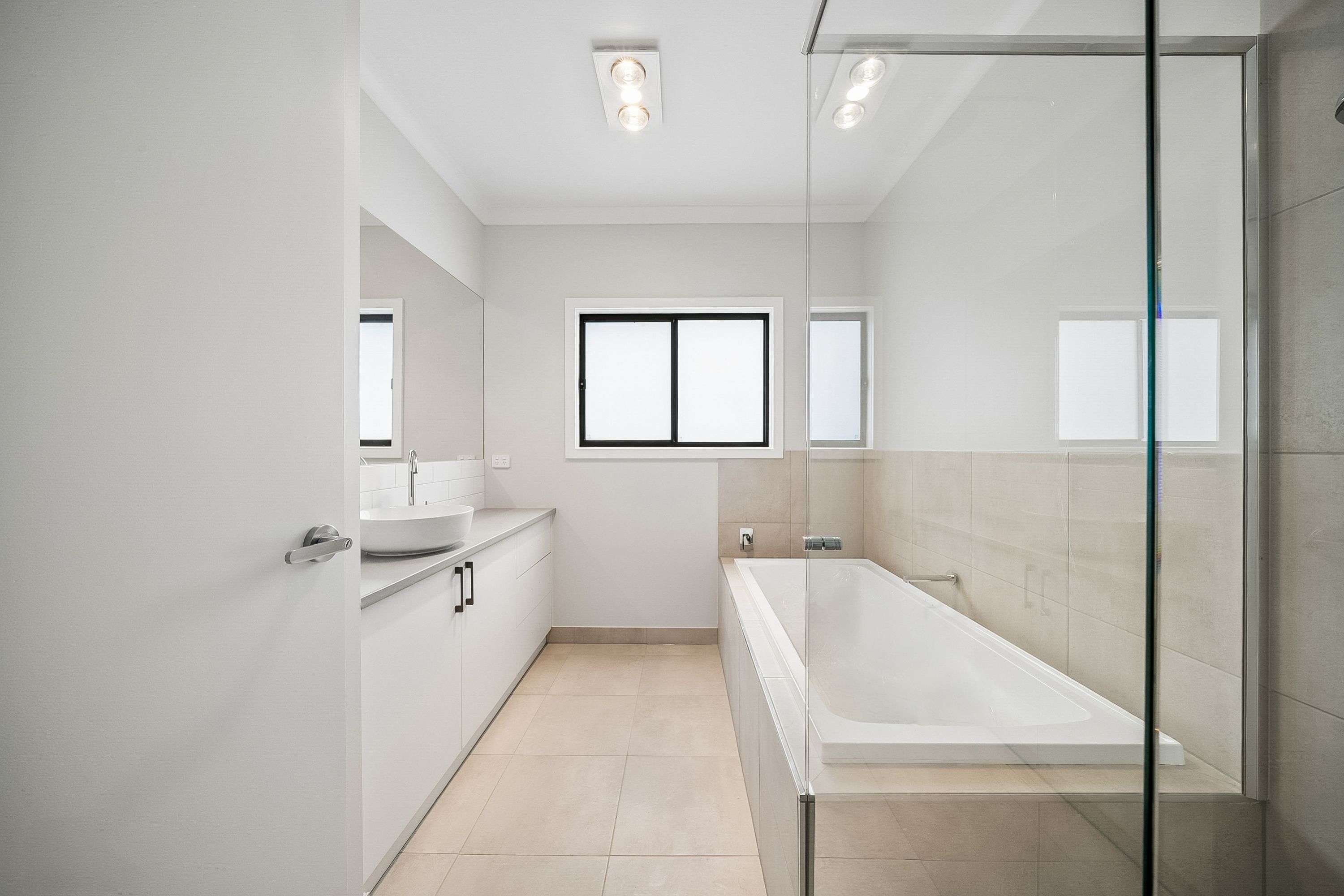 2/10 Phillips Street — photo 8 of 11