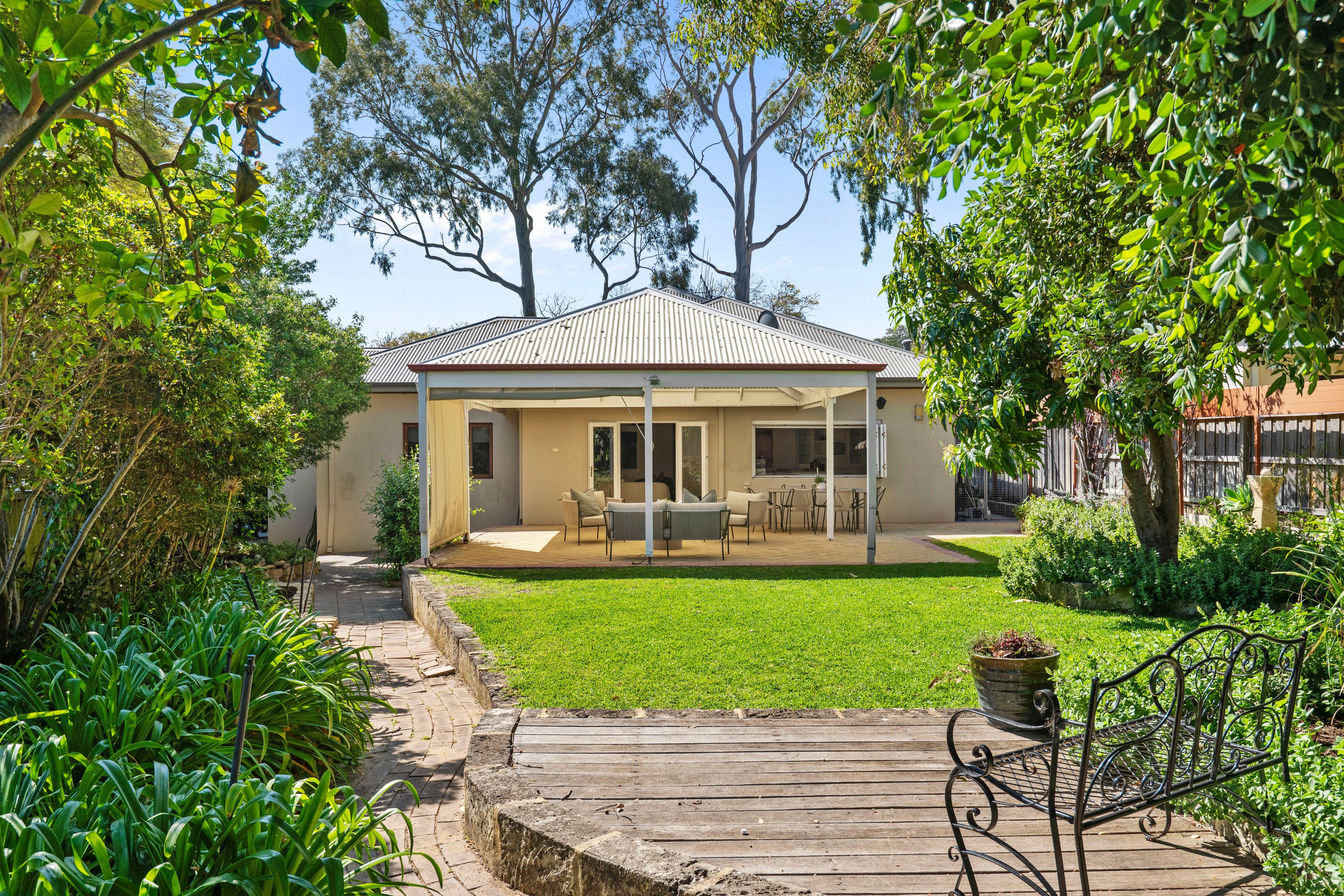35 Shann Street — photo from Ray White Dalkeith Claremont Fremantle - Dalkeith Location