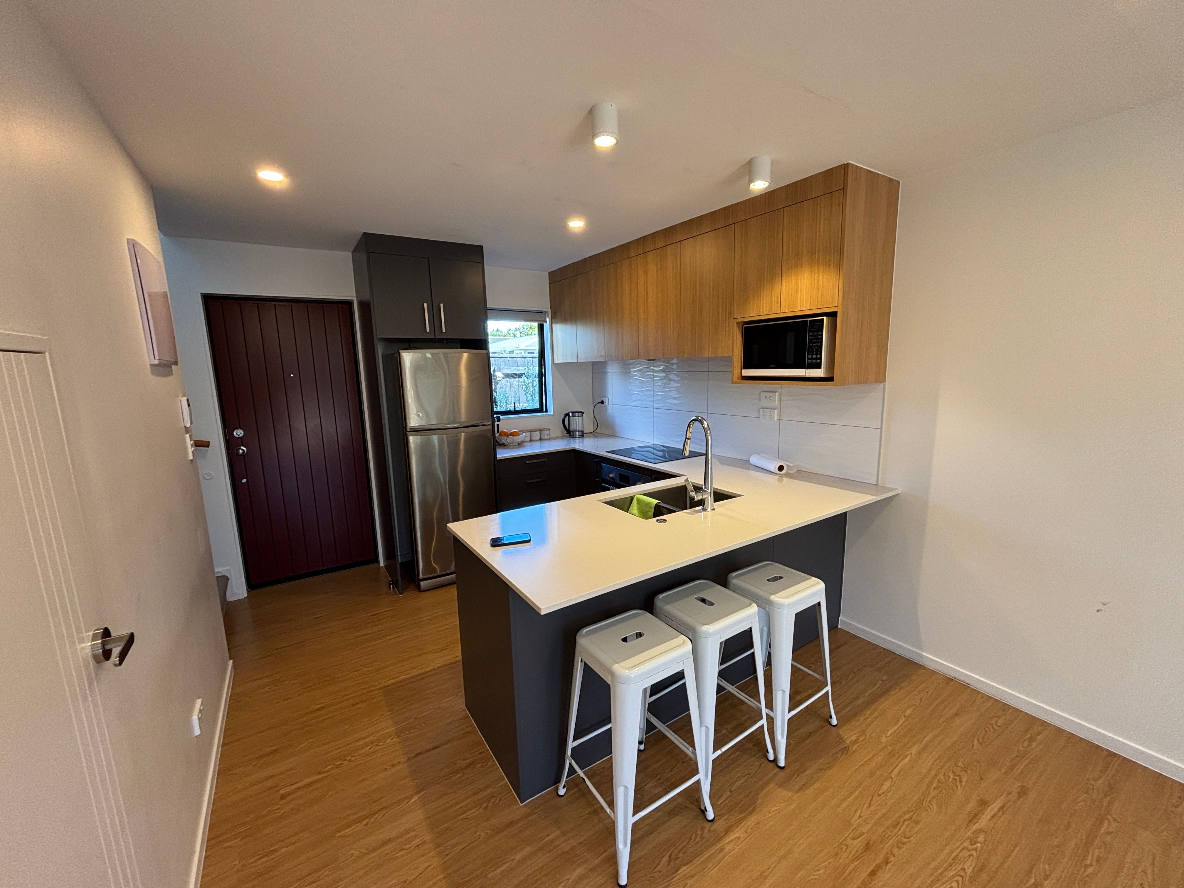 6/17 Rewarewa Road, Te Atatu Peninsula, Waitakere City