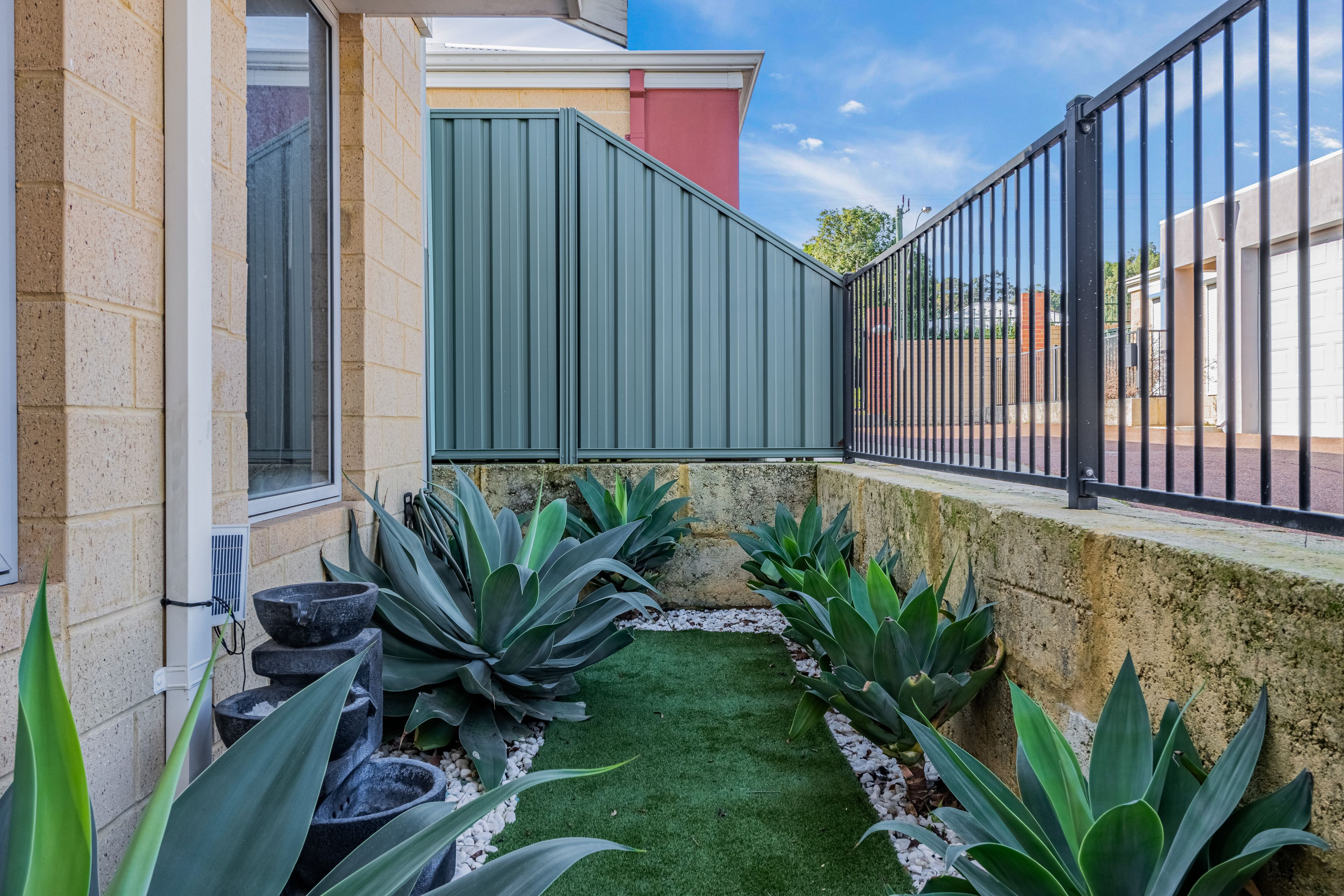 6/19 Serls Street — photo 16 of 18