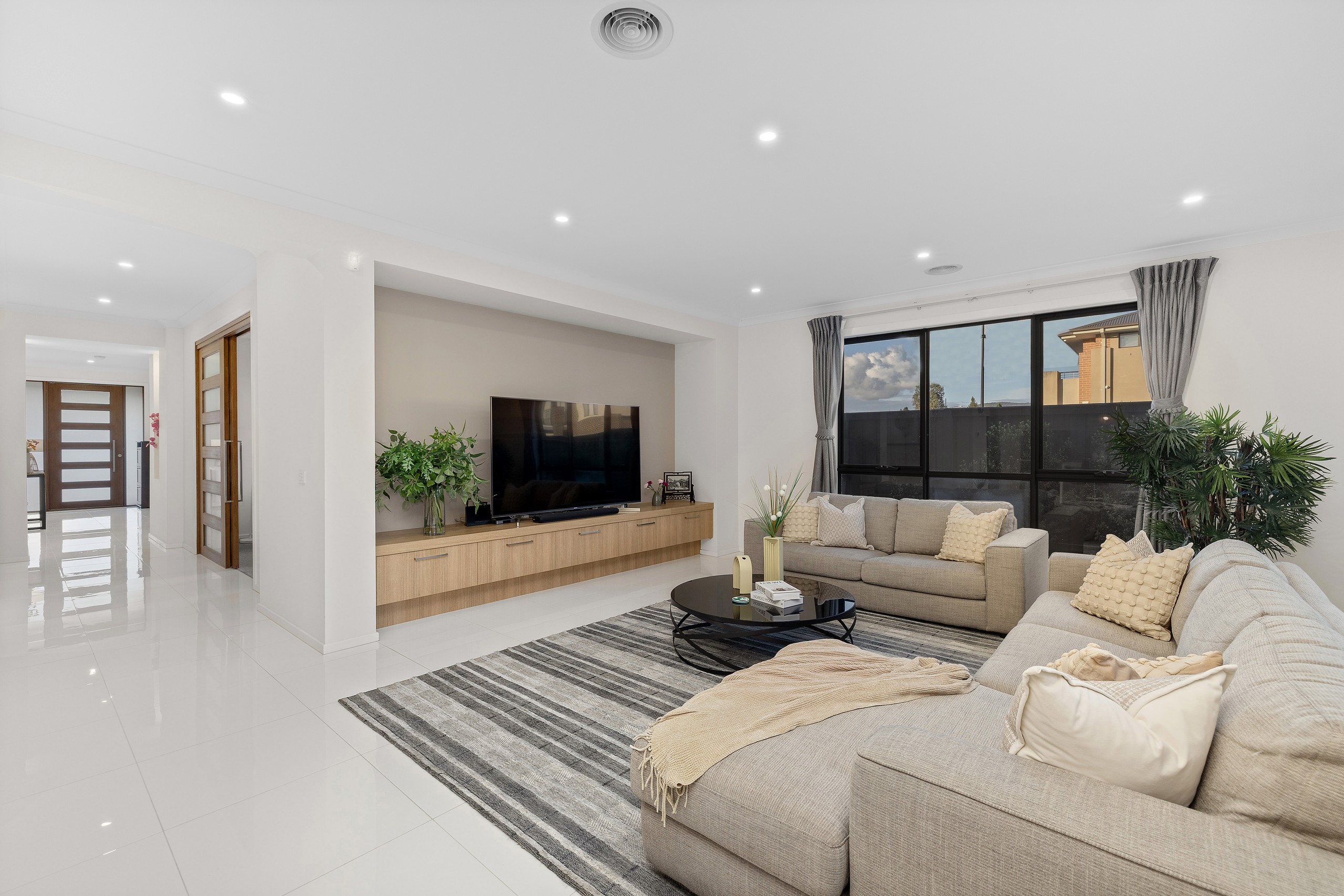 15 Elphinstone Way, Wantirna South, VIC 3152