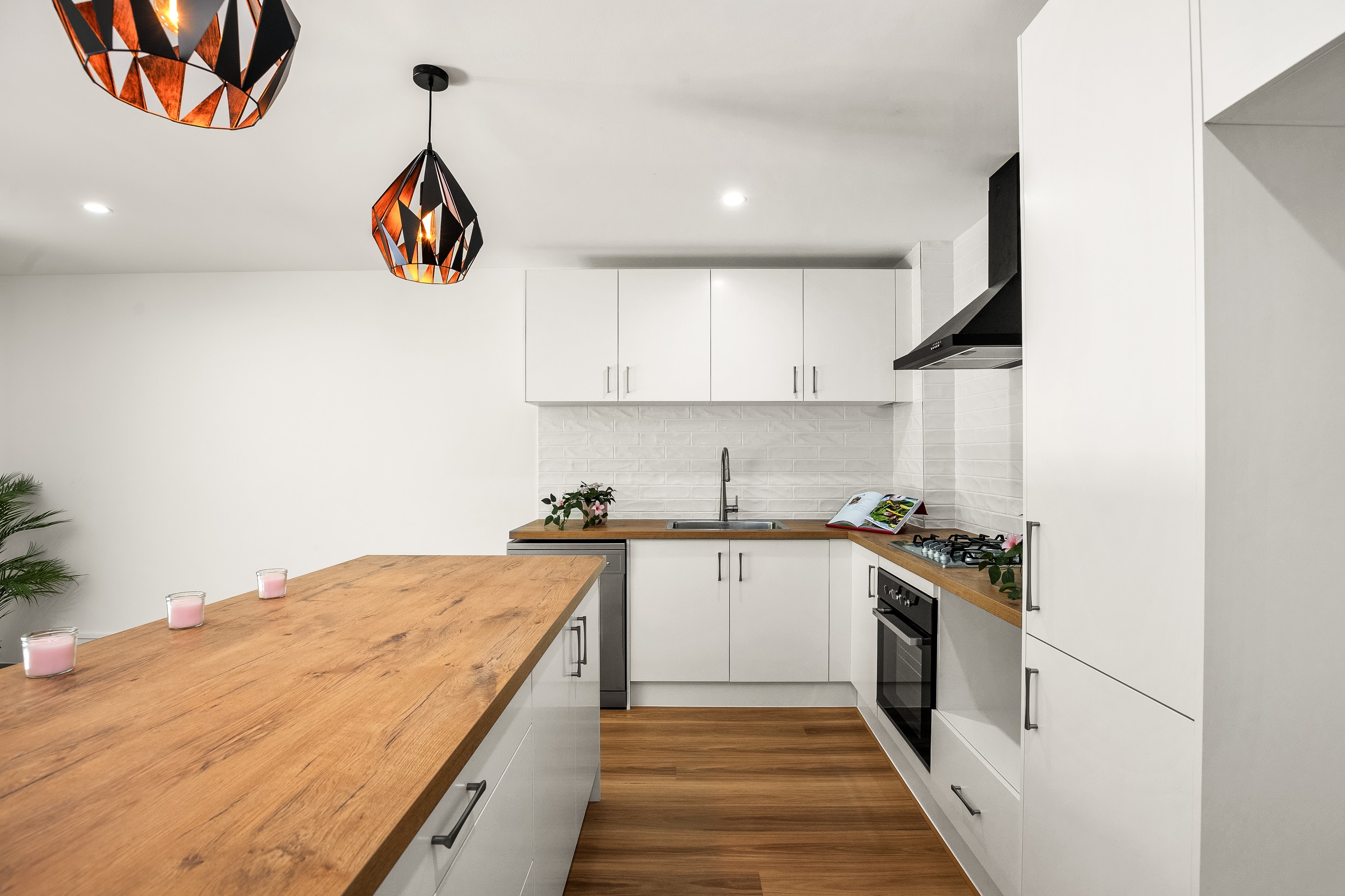 2/125 Clarence Road, Indooroopilly, QLD 4068