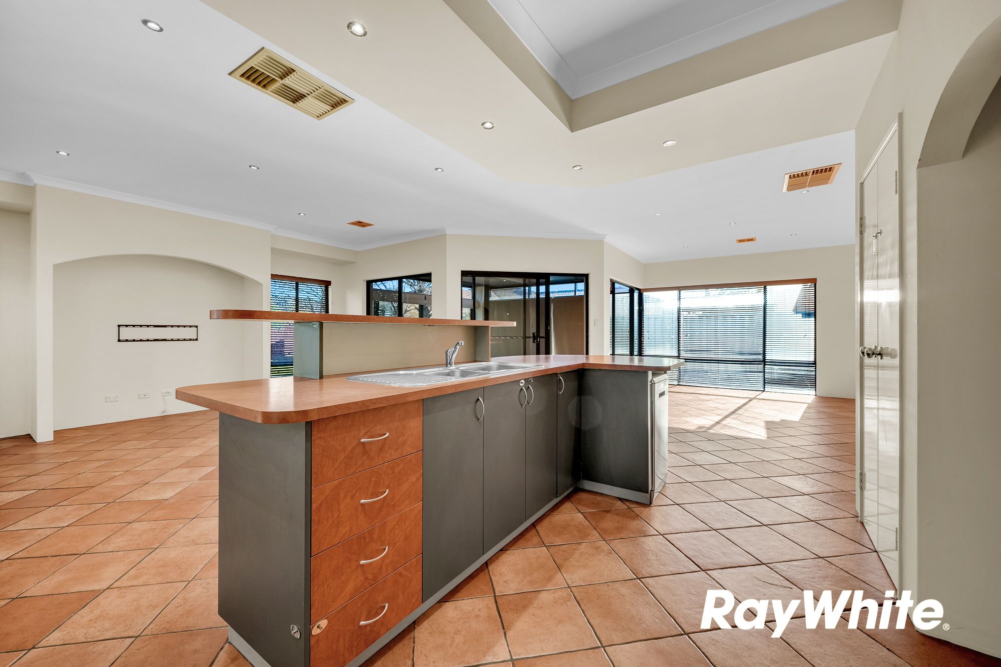 9 Garnett Place — photo 10 of 30