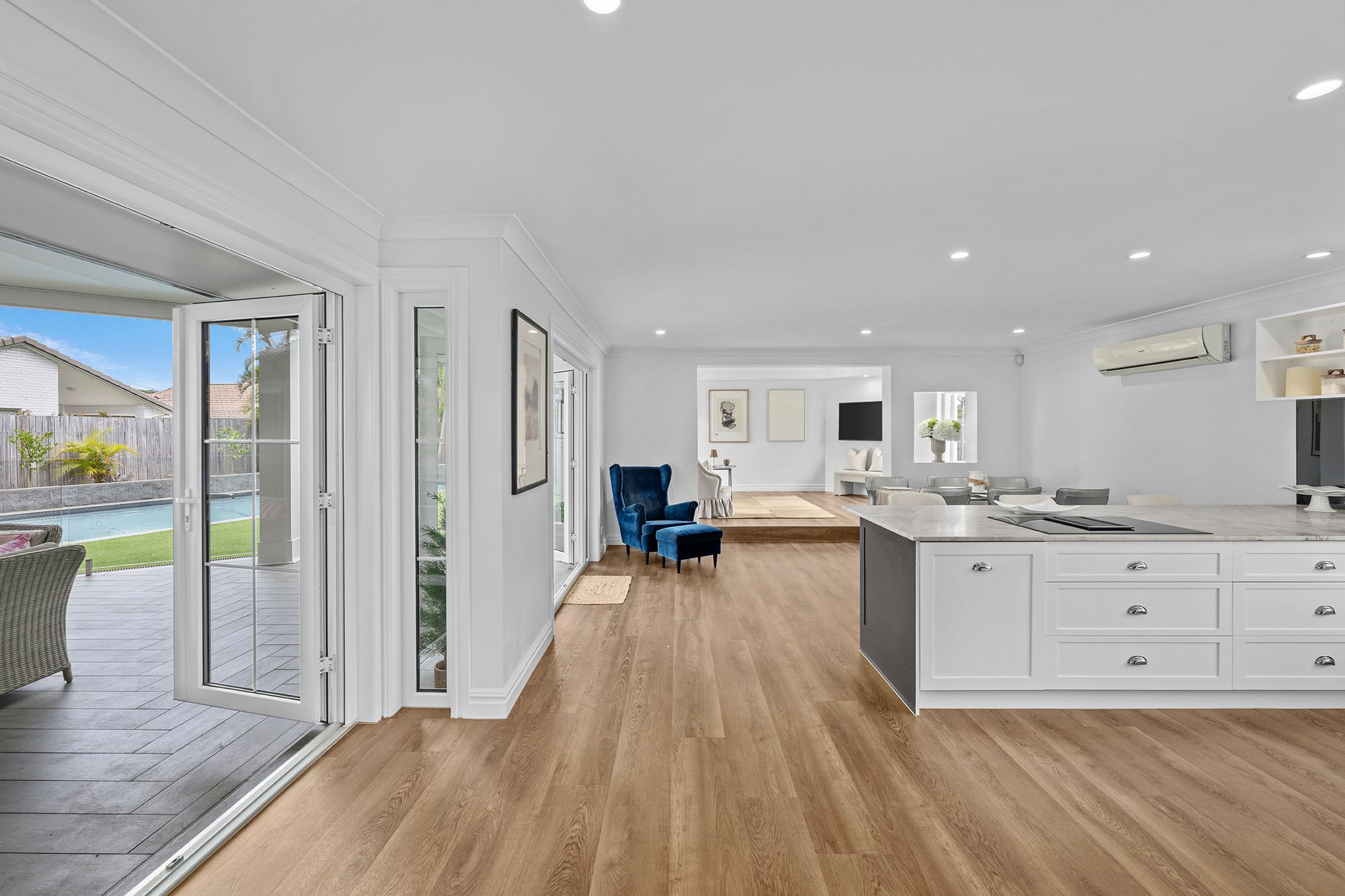 6 Lakeshore Drive — photo 5 of 29
