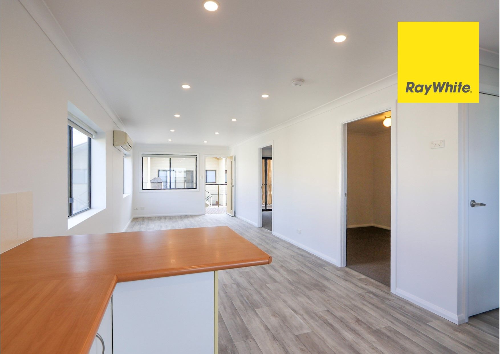 Unit 10/122 Evans Street — photo 6 of 16