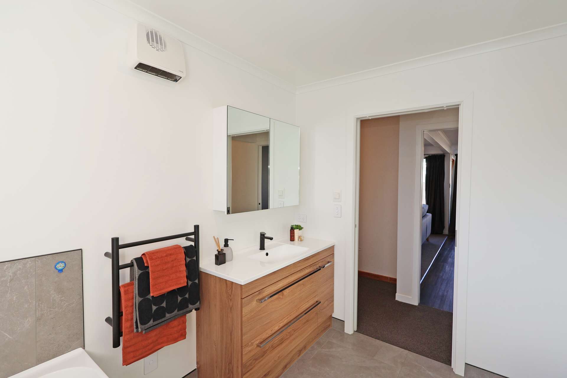 331 Chelmsford Street photo 21