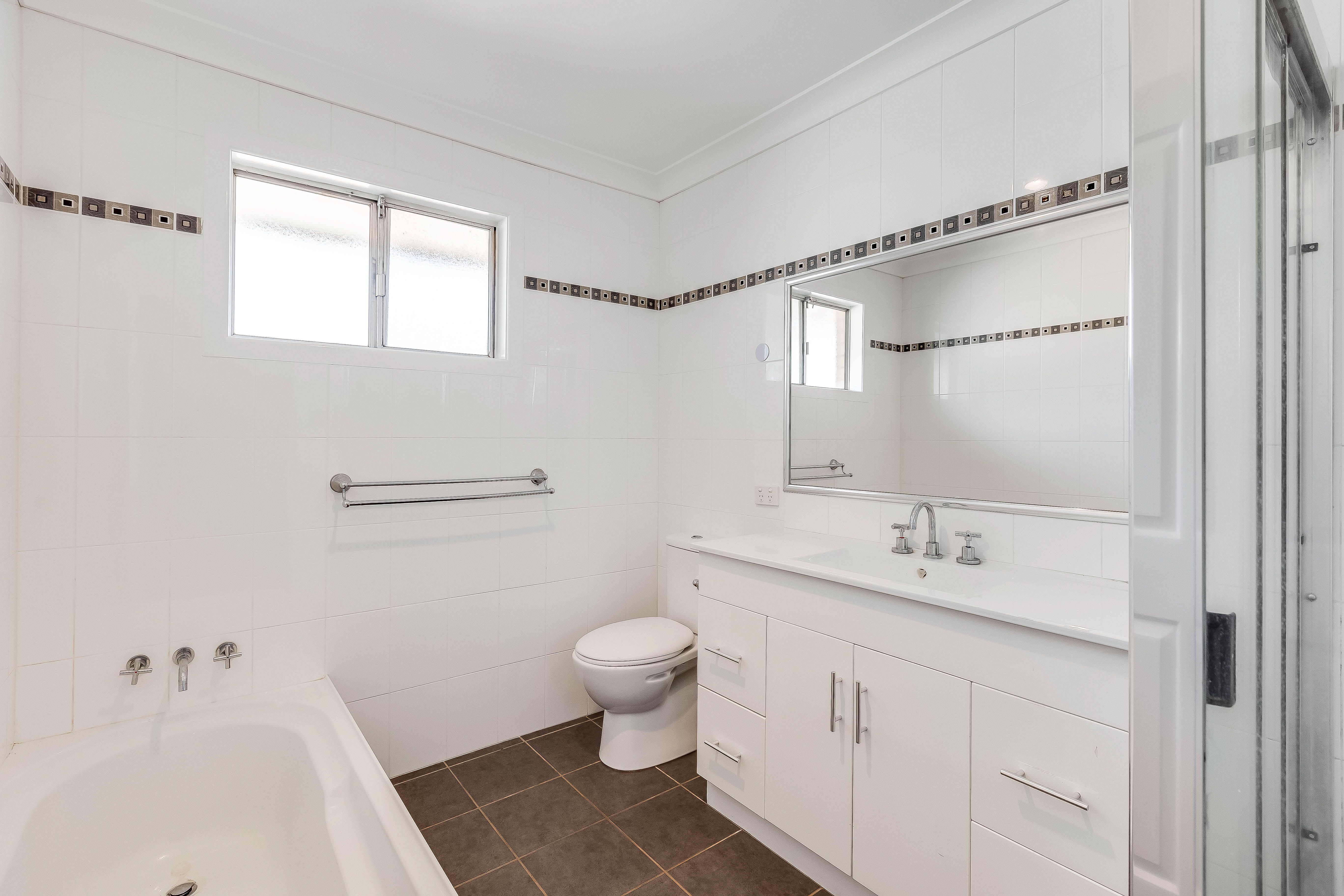 3 Milton Street — photo 6 of 9
