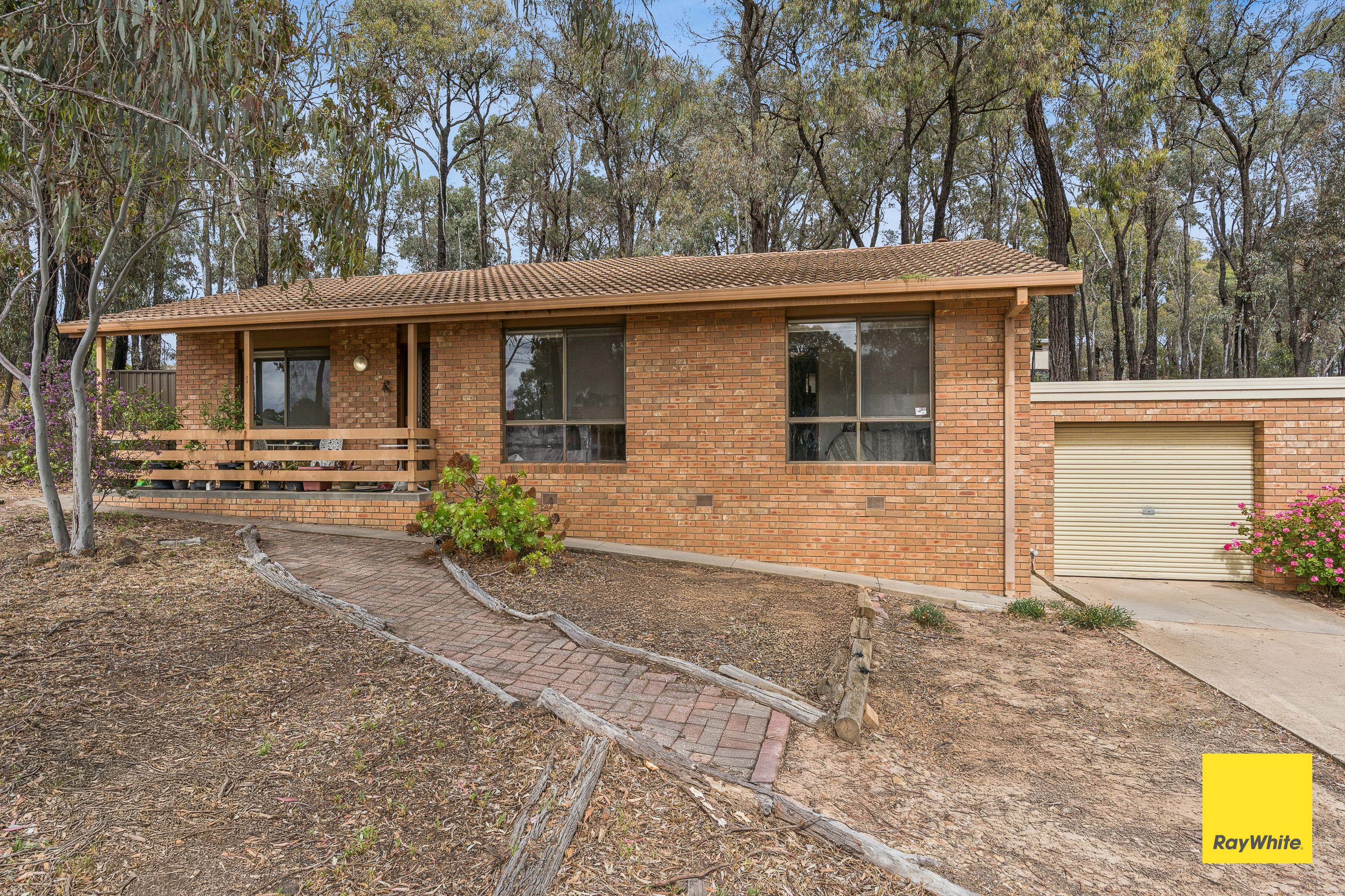 1/126 Edwards Road, Kennington, VIC 3550