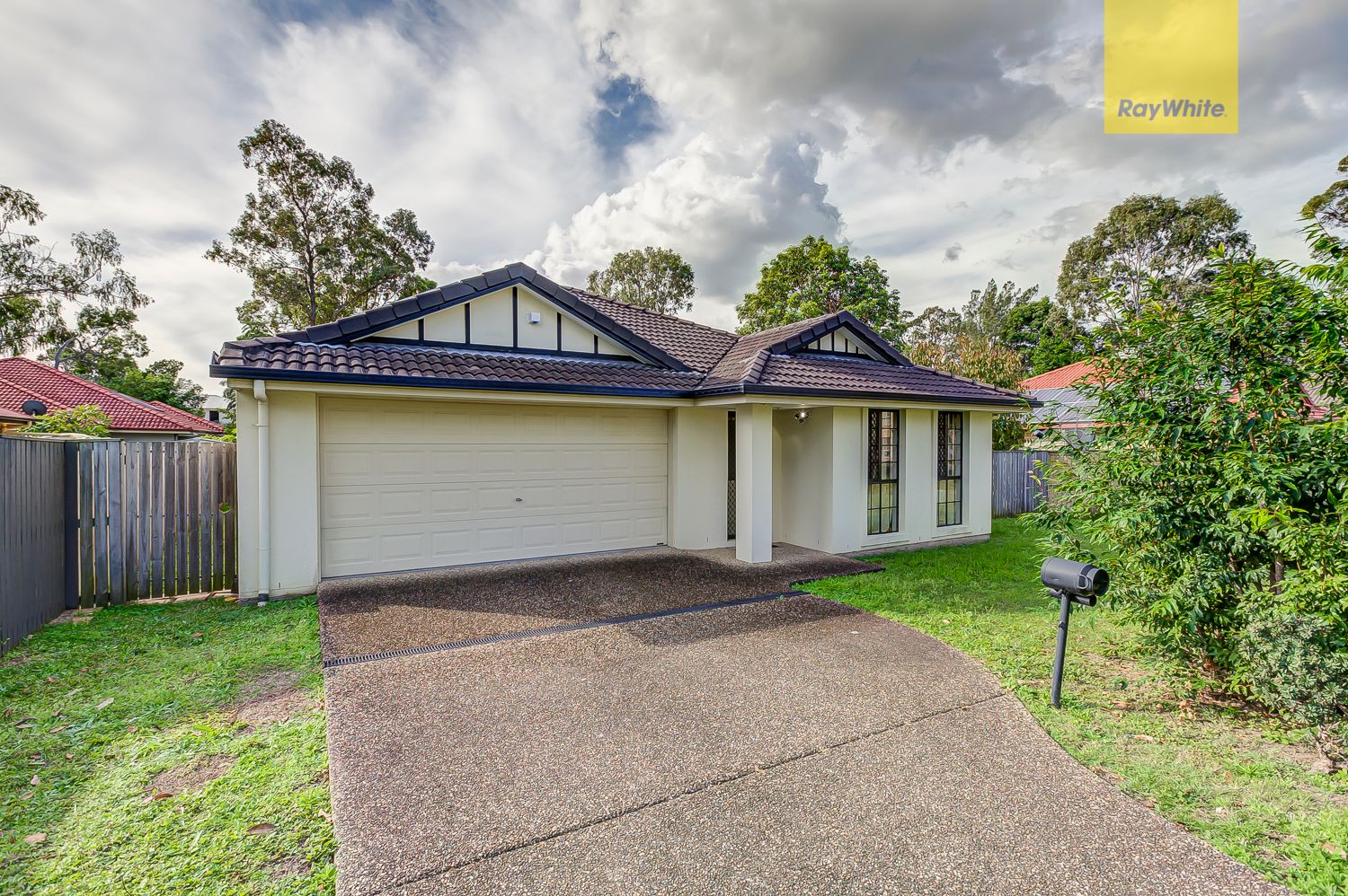 6 Tallowwood Way, Sunnybank Hills, QLD 4109