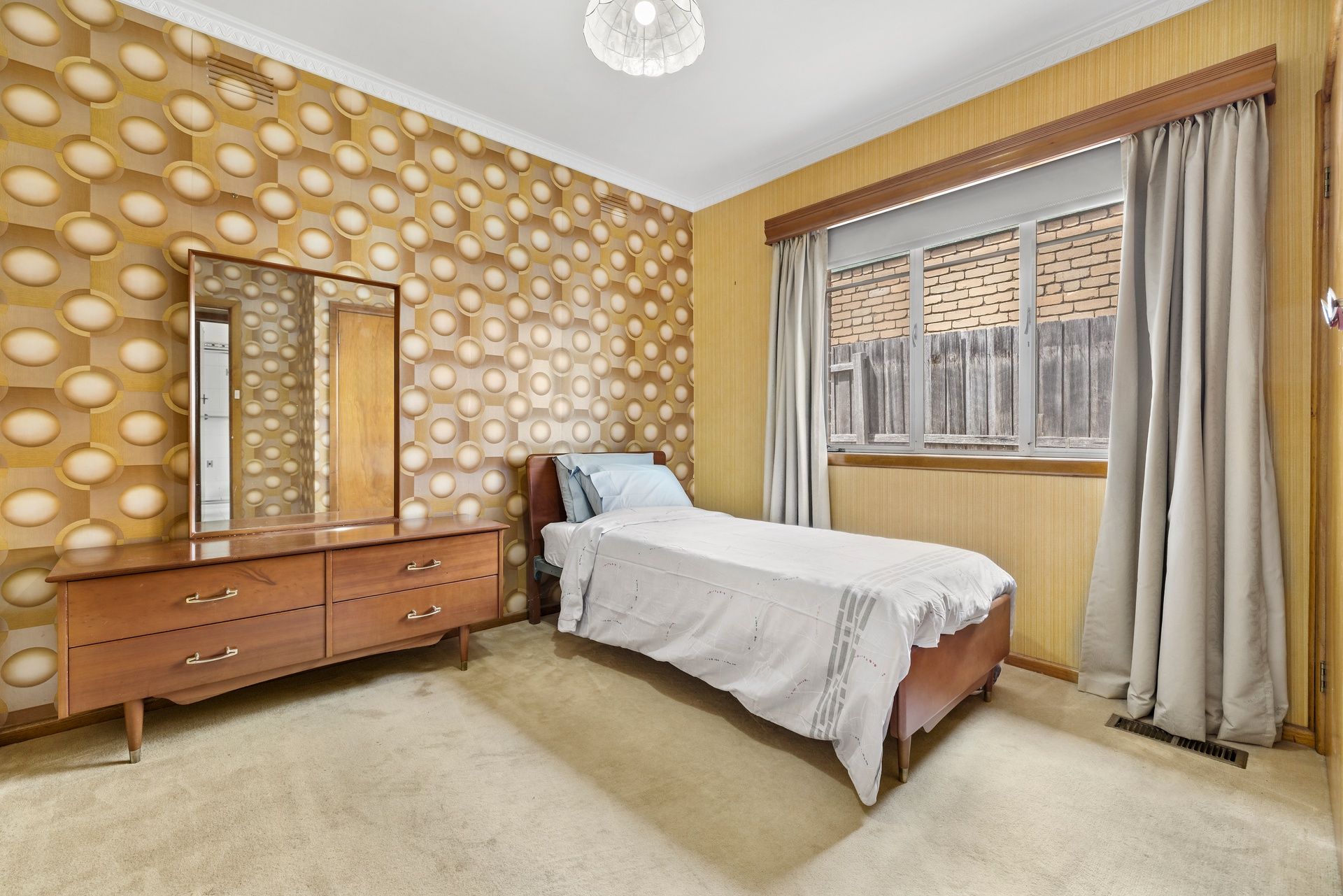 7 Burton Street — photo 9 of 12
