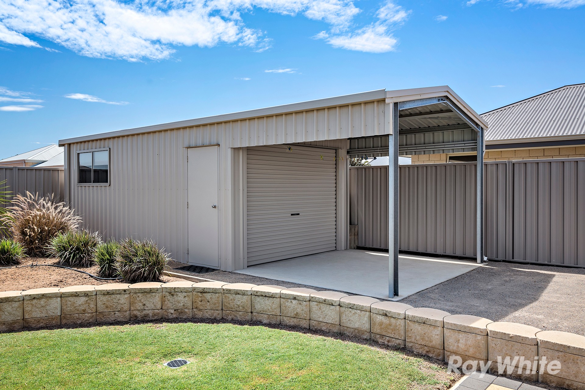 17 Topsail Street, Drummond Cove, WA 6532
