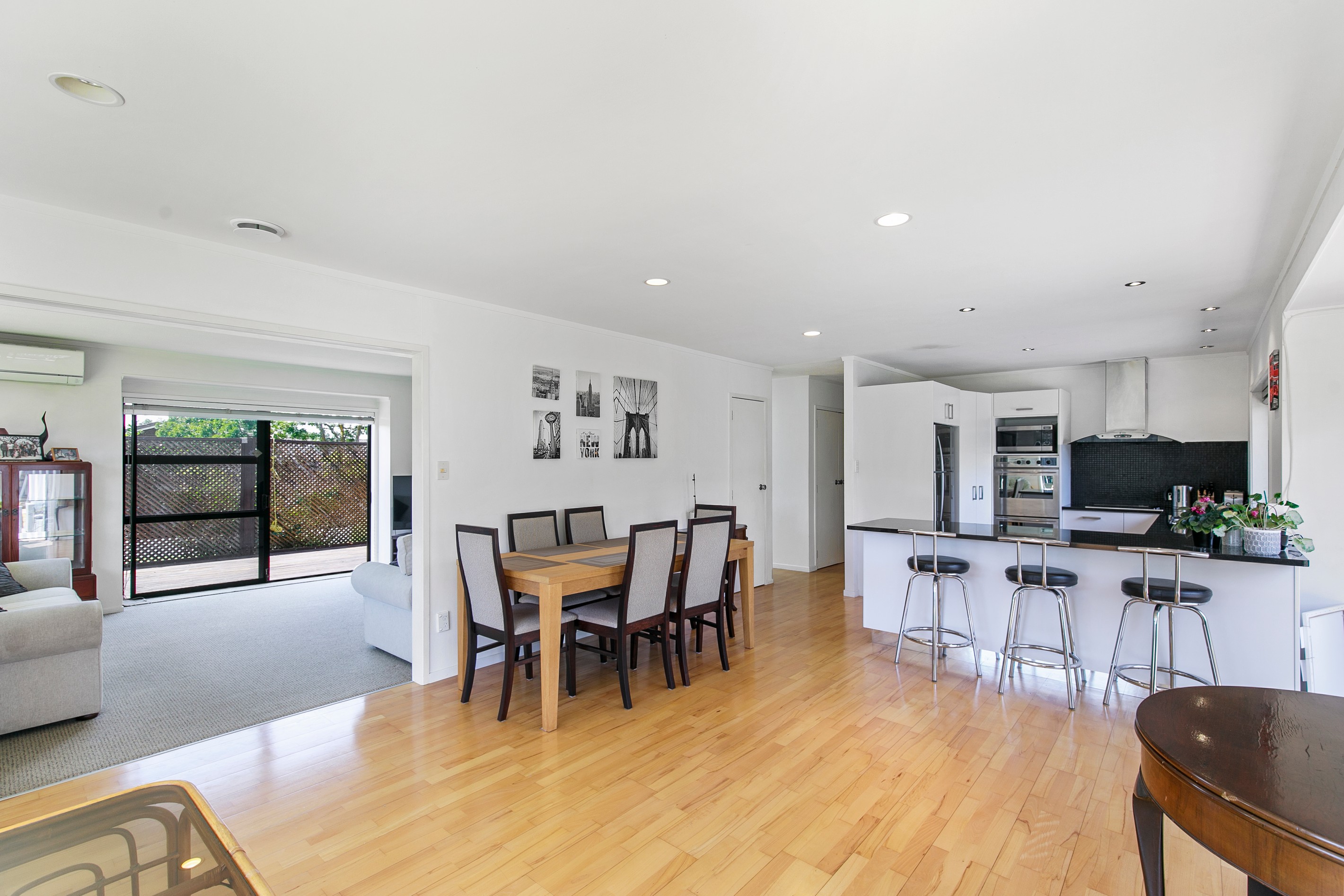 1 Hayes Place, Half Moon Bay, Manukau City