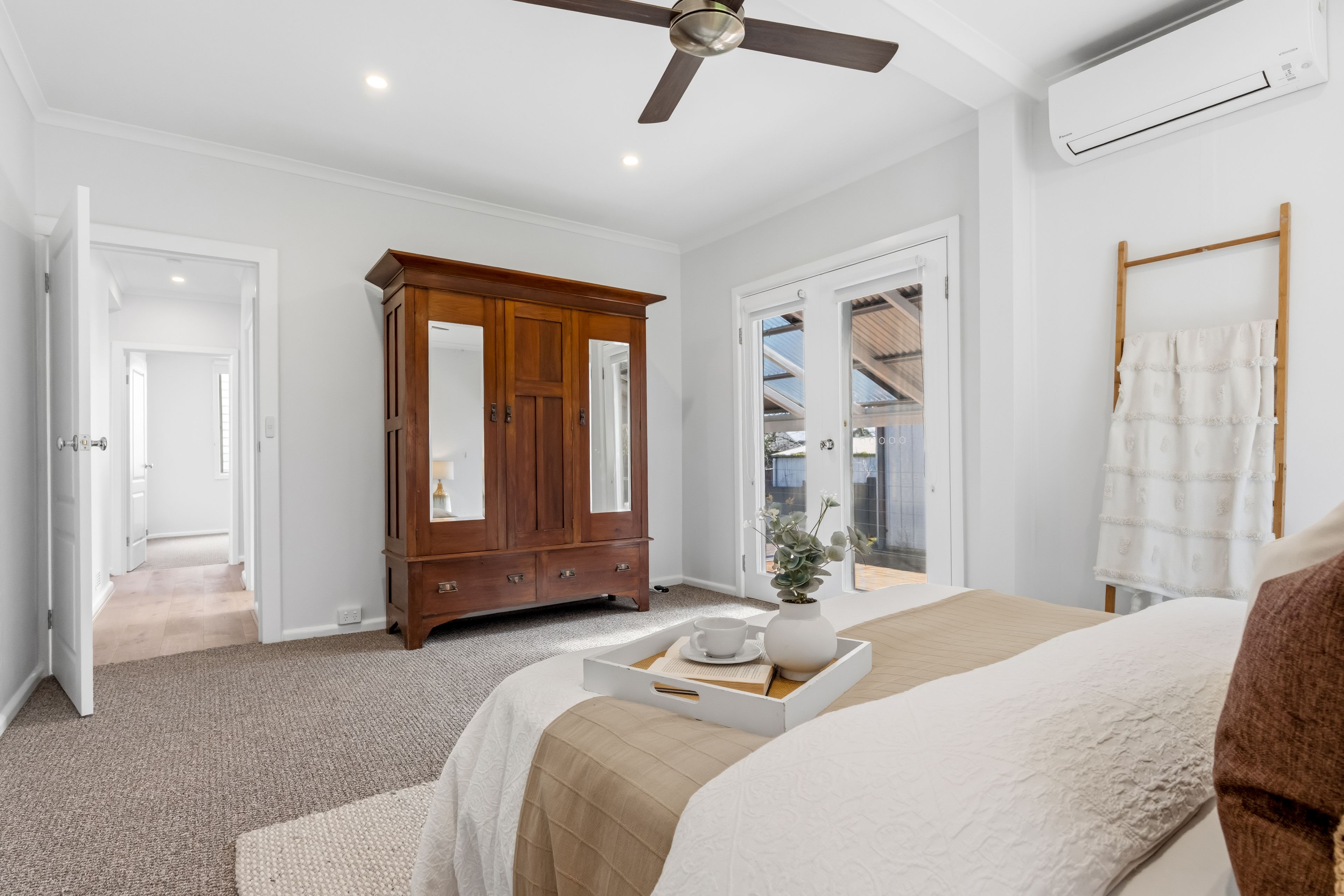 328 Richards Street — photo 13 of 30
