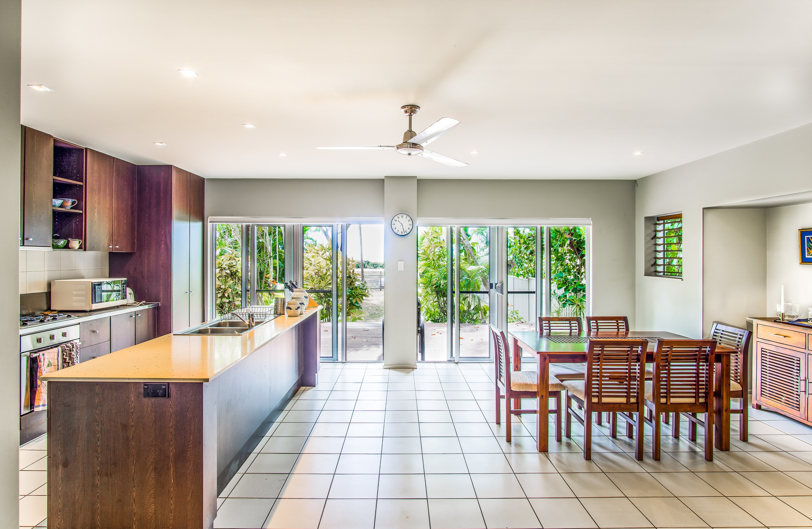 35 Arlington Esplanade, Clifton Beach, QLD 4879