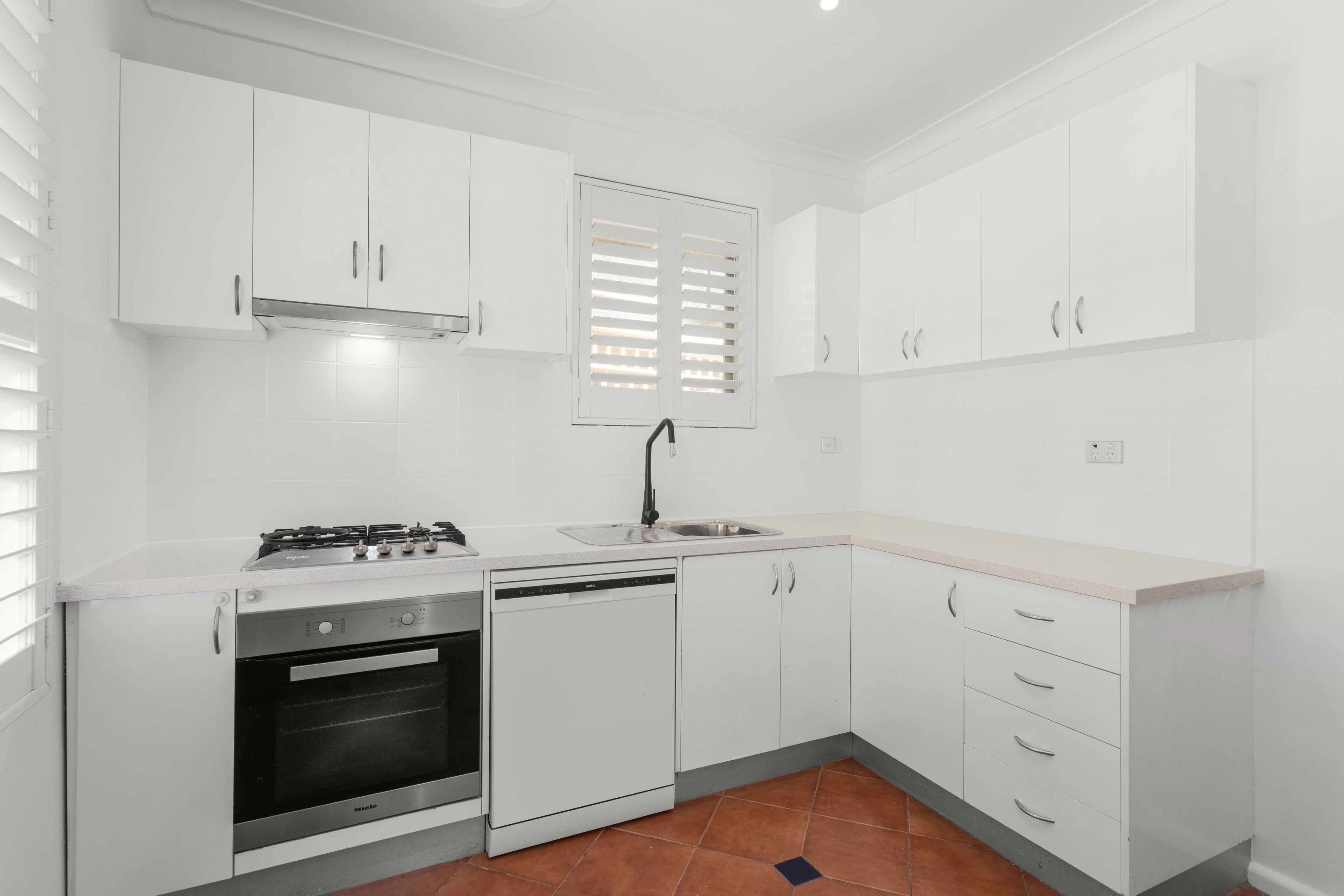 1/29 Toolambool Road, Carnegie, VIC 3163