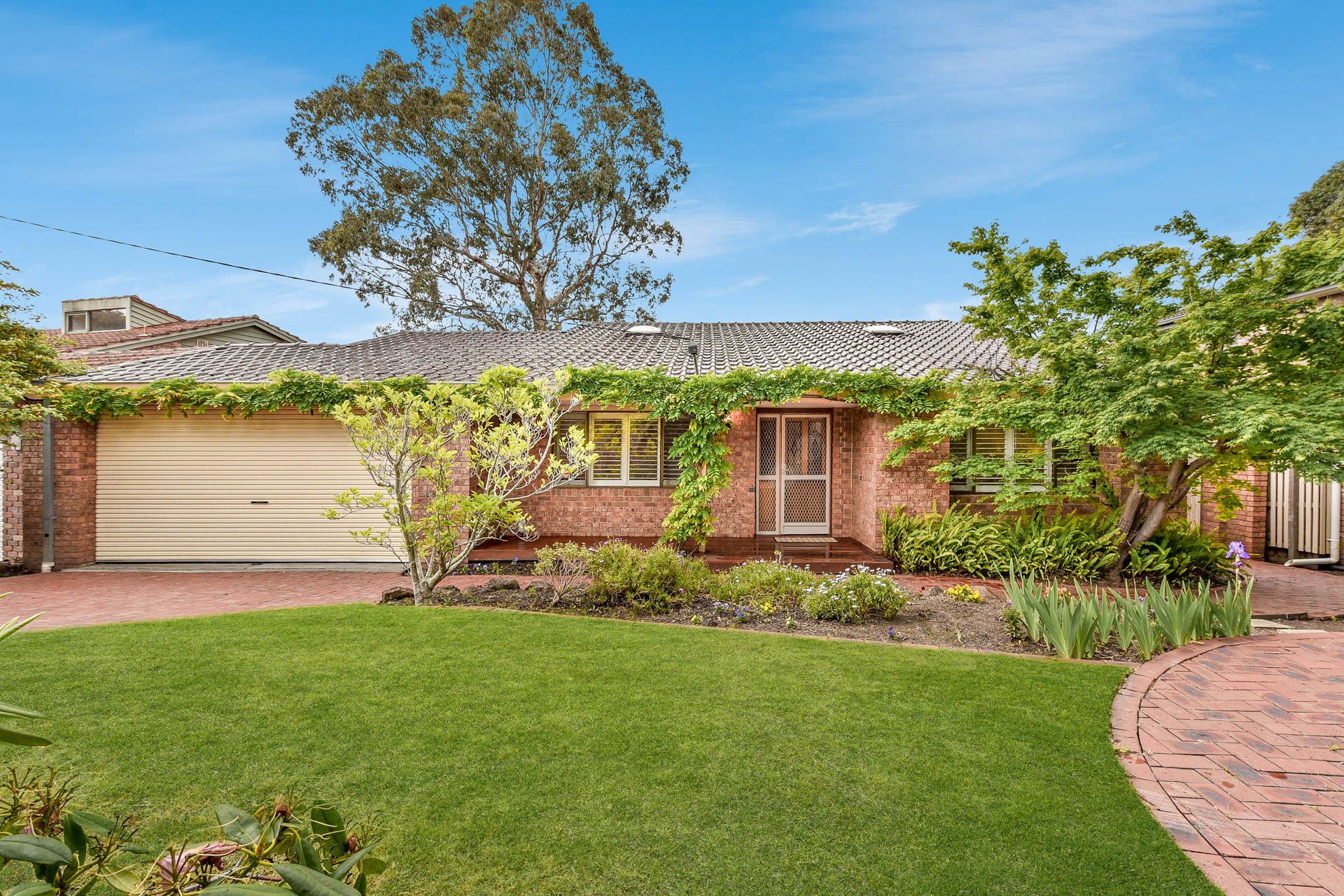 23 Darlington Avenue , Wheelers Hill VIC 3150