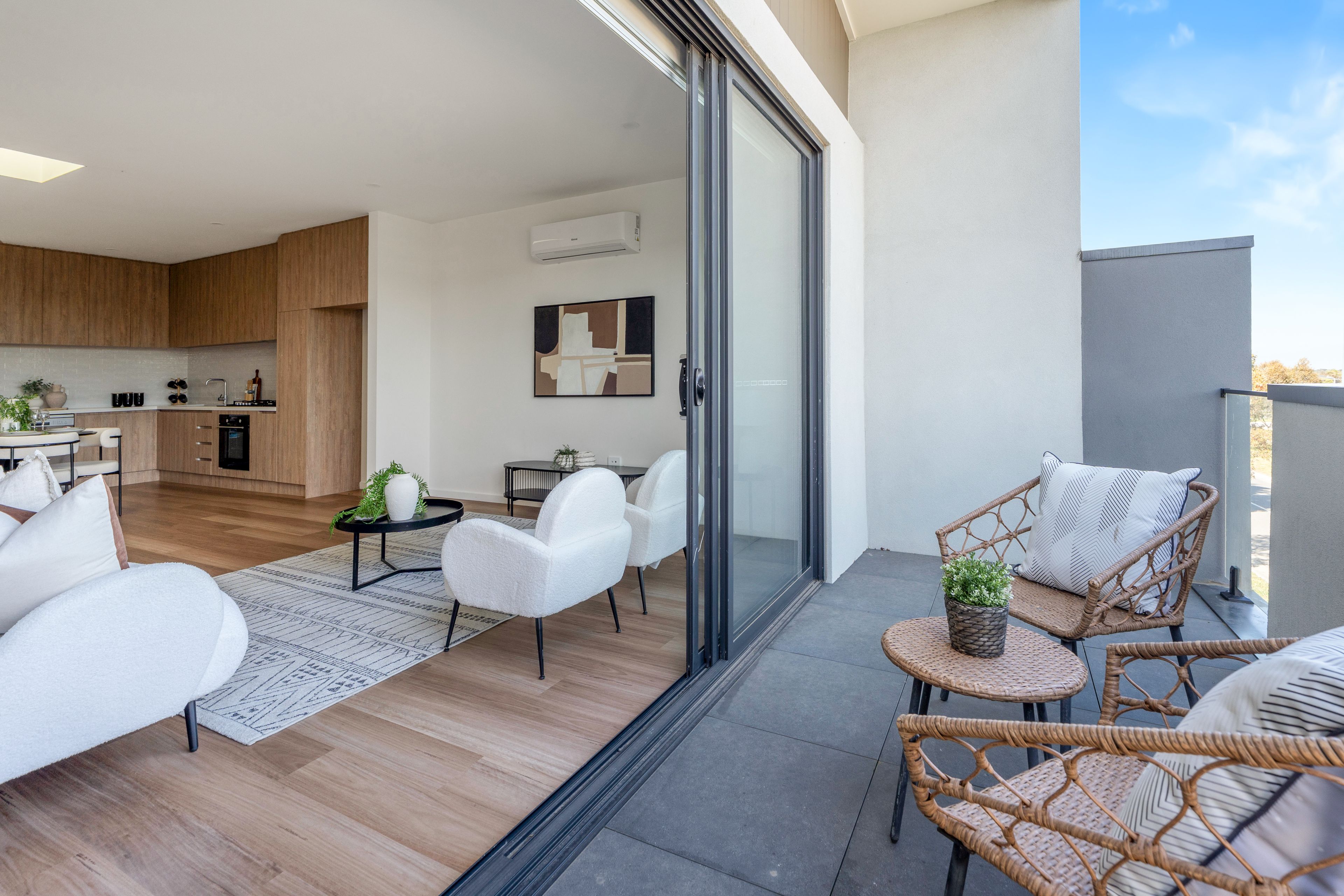2/10 Mackillop Street — photo 13 of 14