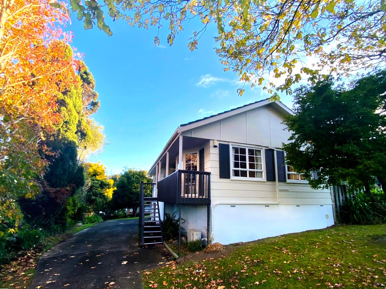 61 Bentley Avenue, Glenfield, North Shore City