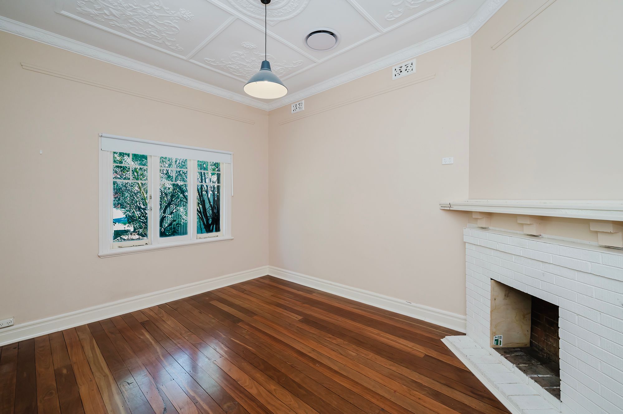 108 Crawford Road — photo 11 of 27