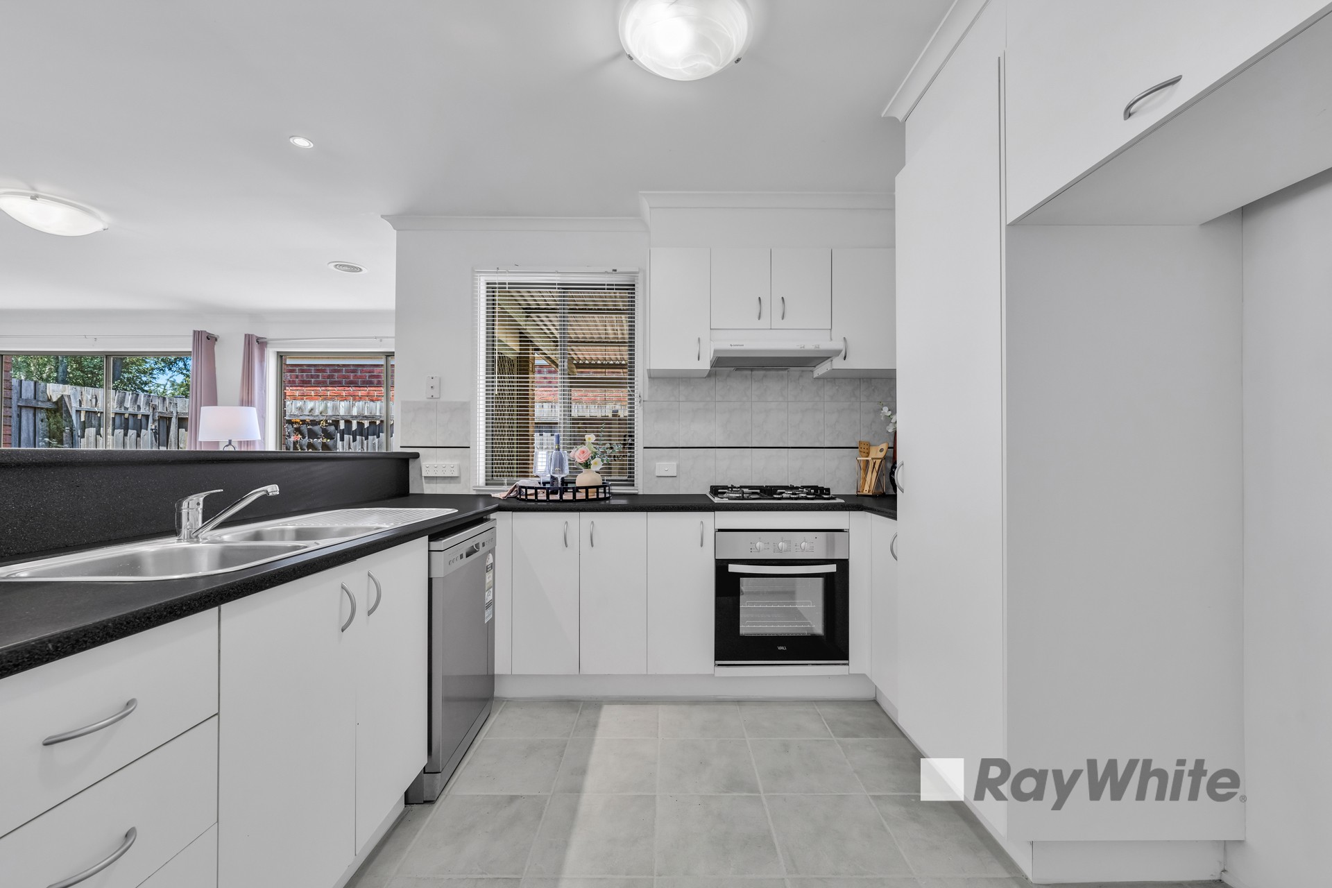 100 Harold Keys Drive, Narre Warren South, VIC 3805