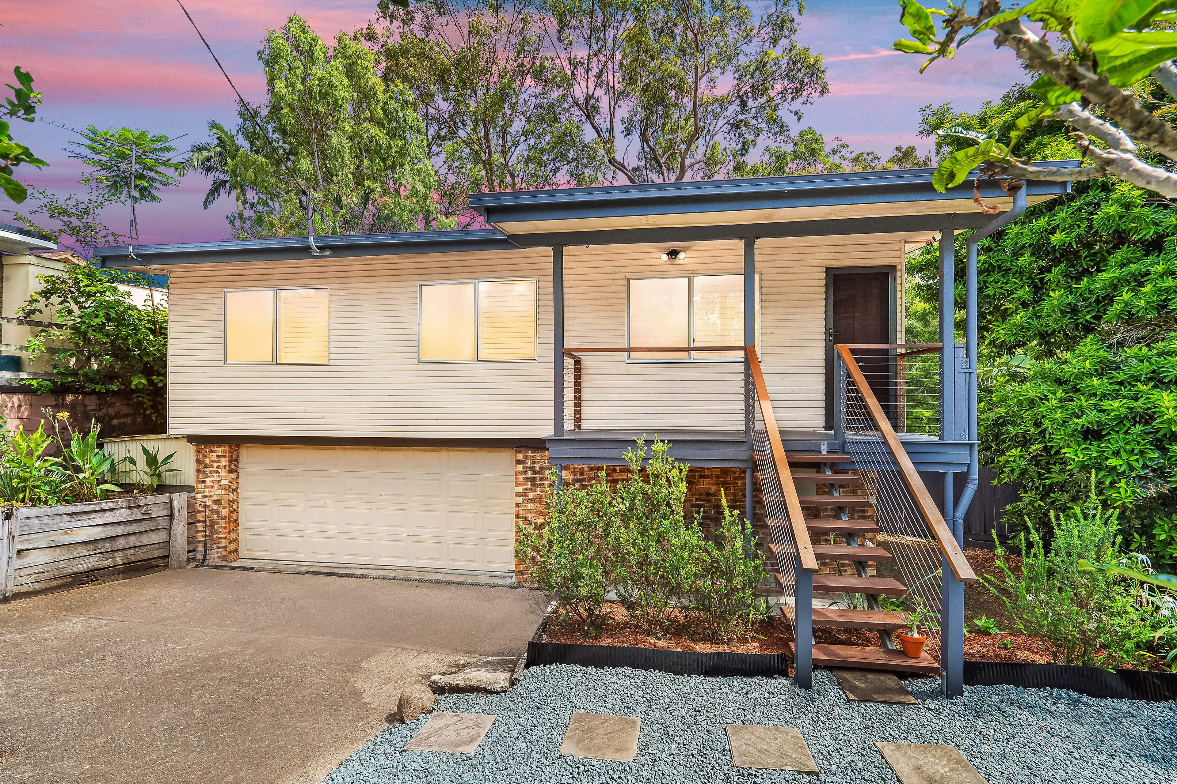 3 Yalamba Court, Arana Hills, QLD 4054