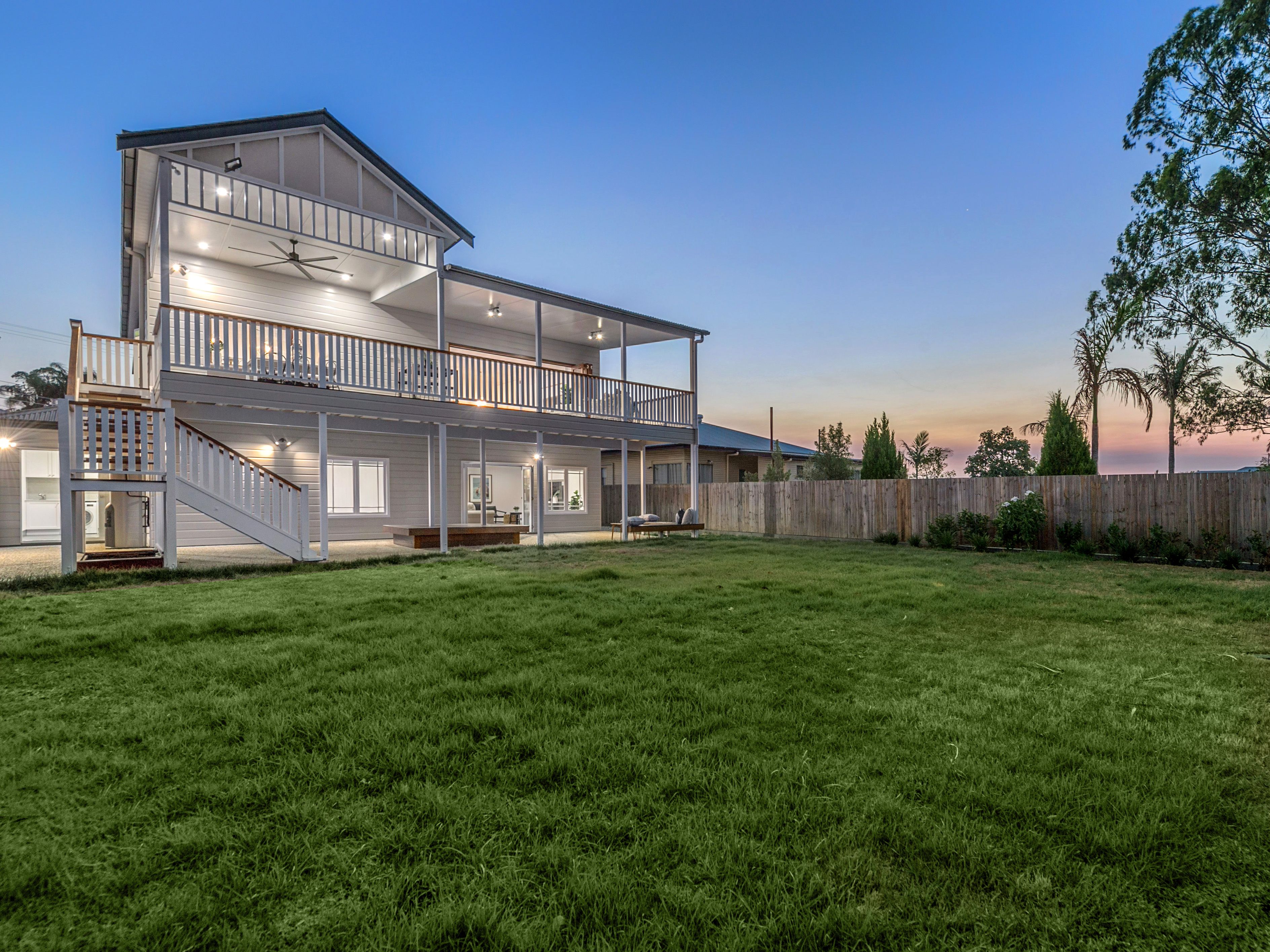 68 Macrossan Avenue, Norman Park QLD 4170
