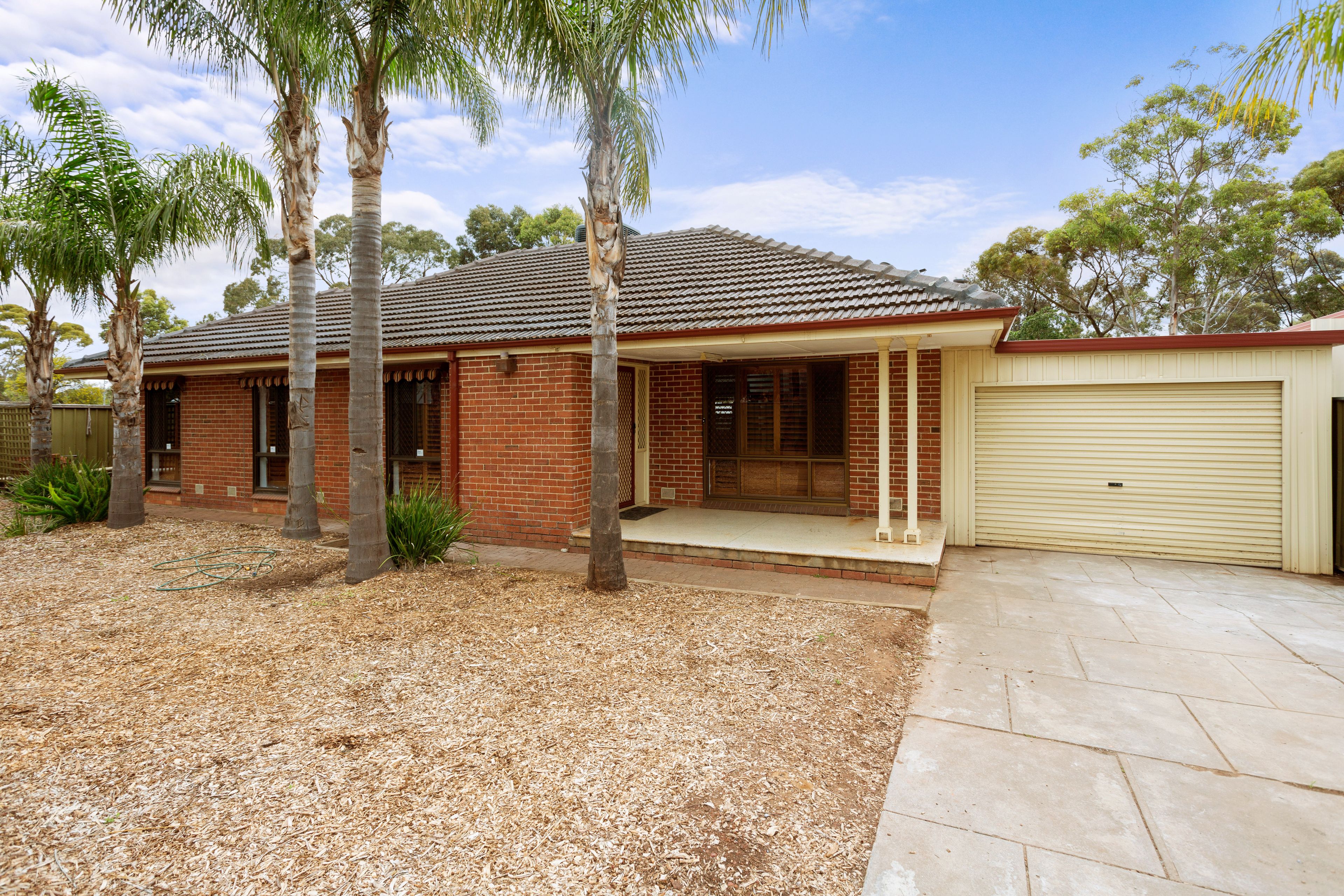 211 Midway Road, Elizabeth Downs SA 5113