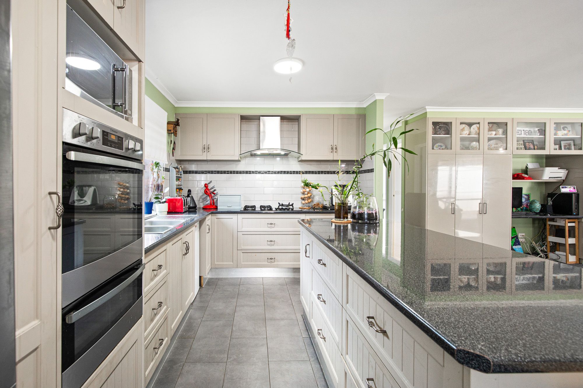 50 Breton Drive, Hoppers Crossing, VIC 3029