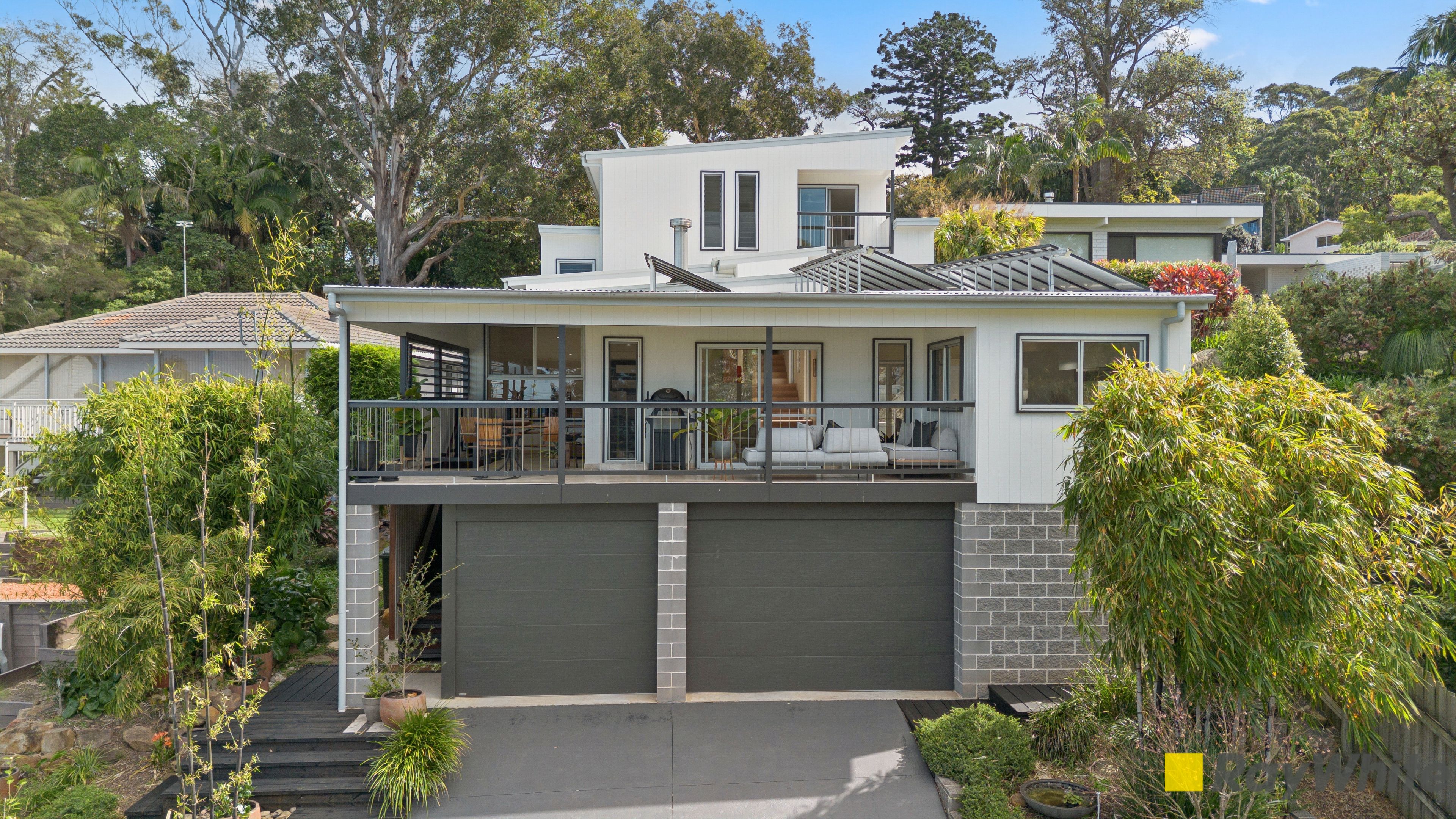 8 Treetop Glen, Thirroul, NSW 2515