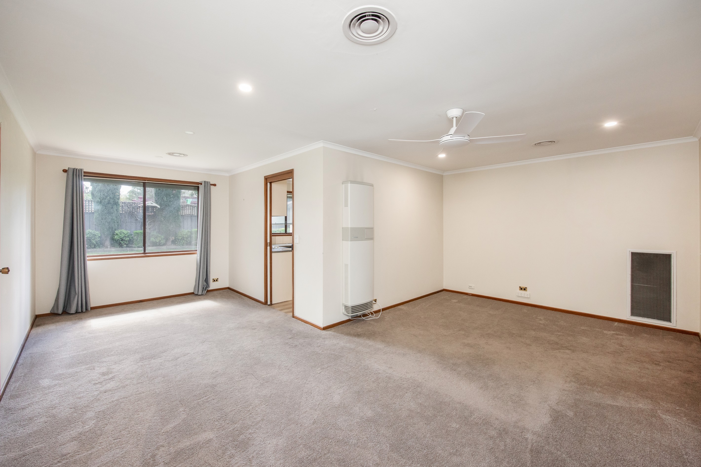 572 Iluka Crescent, Lavington, NSW 2641