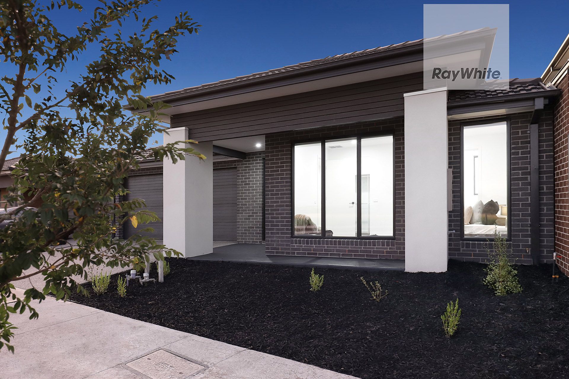 17 Luster Circuit, Greenvale, VIC 3059