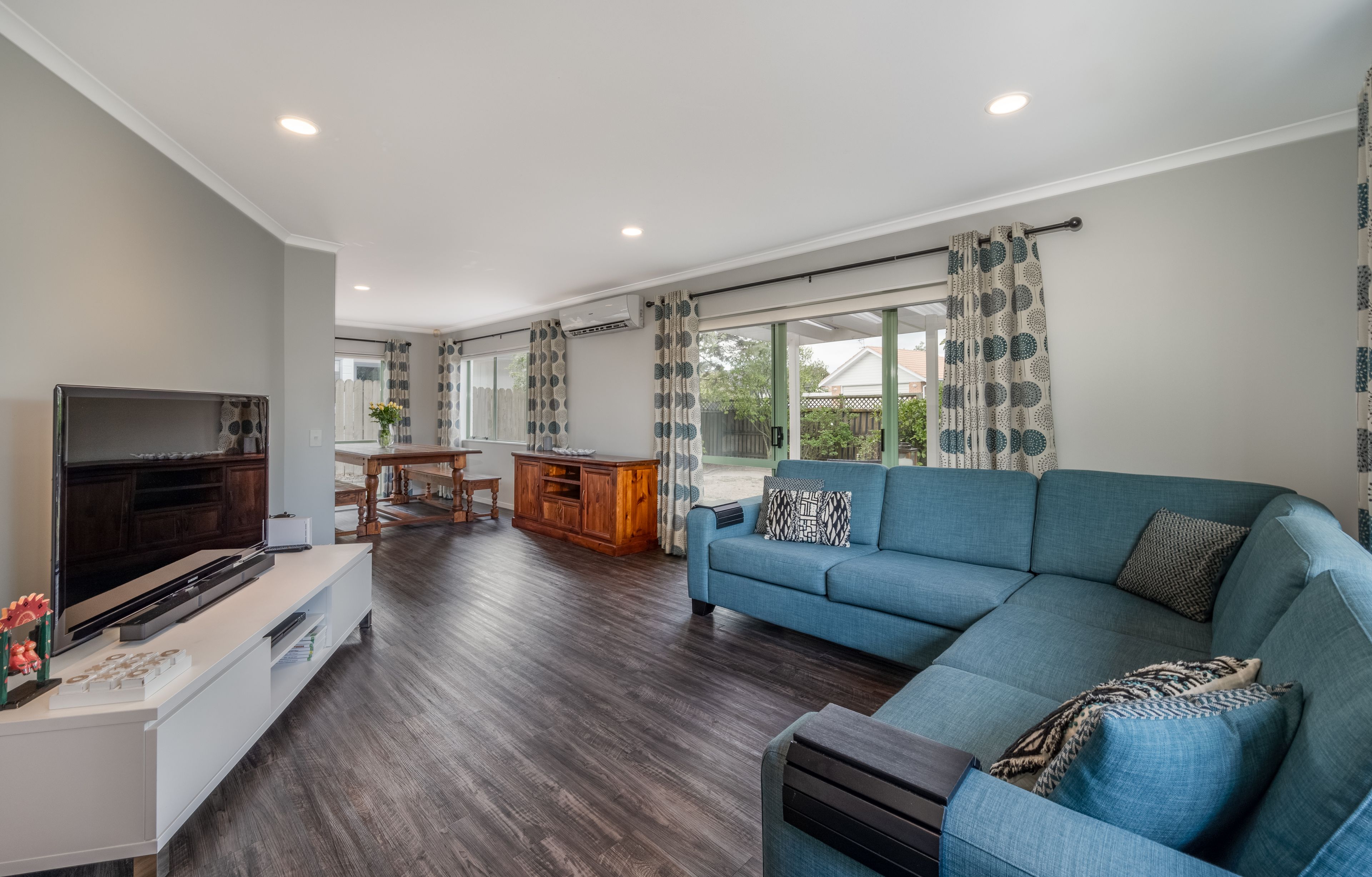 33 West Fairway, Golflands, Manukau City