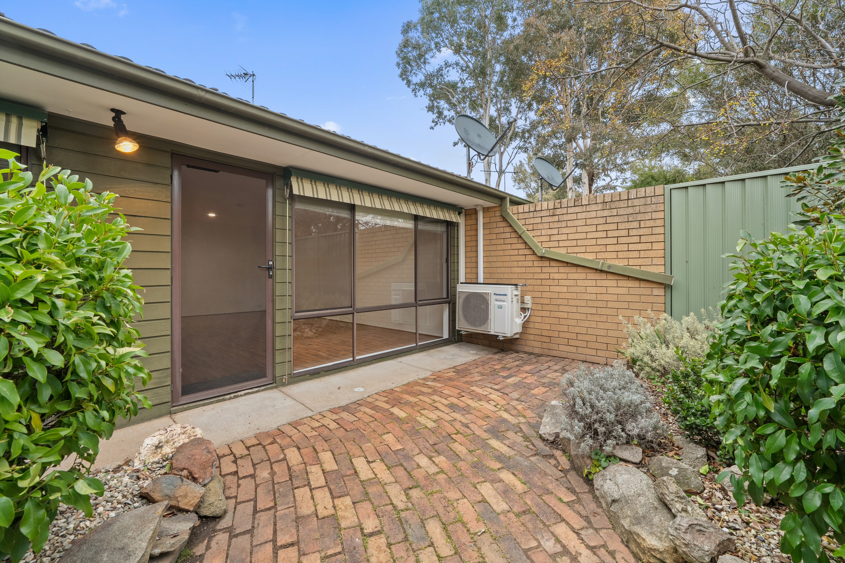 21/25 Pinkerton Circuit, Kambah, ACT 2902