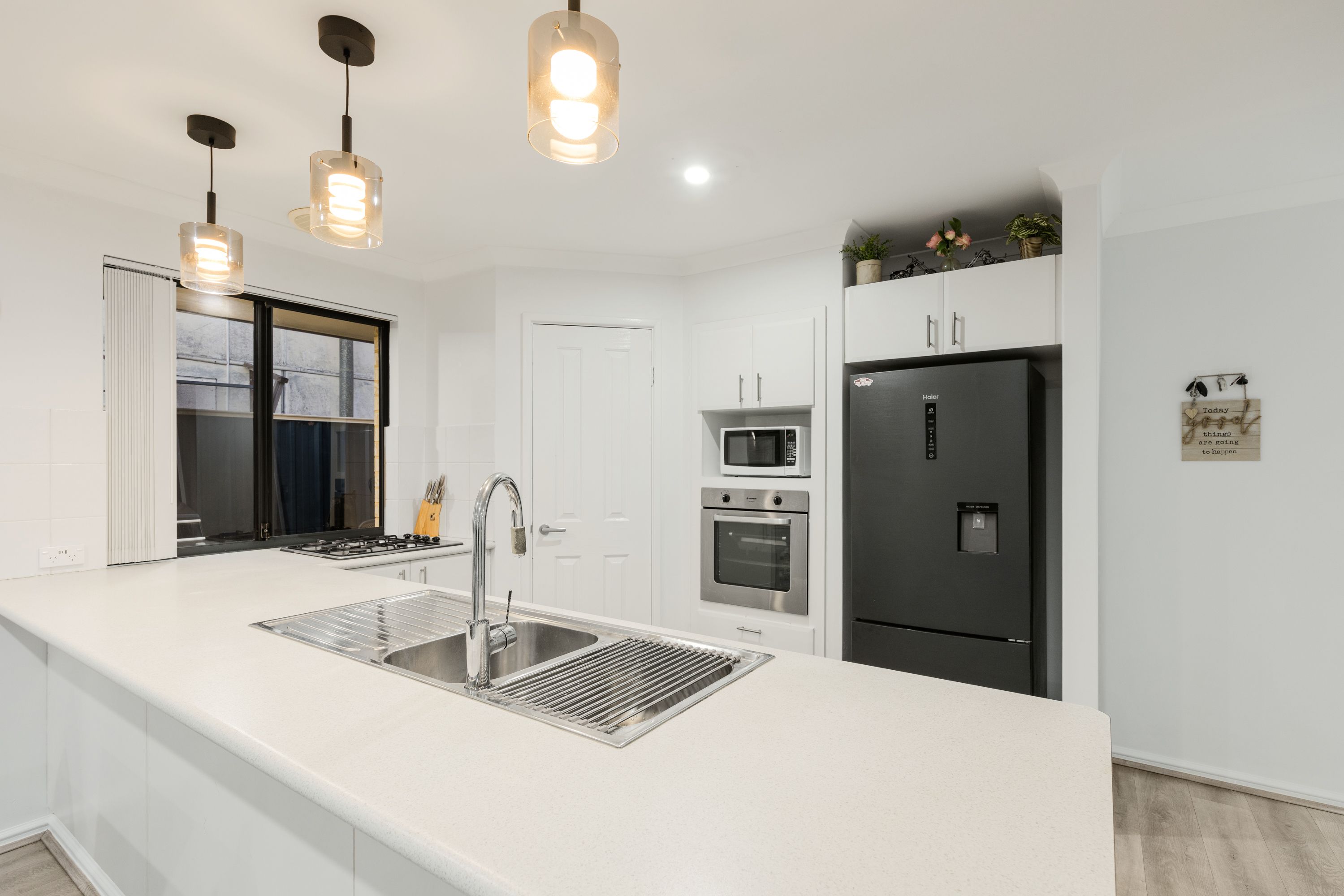322A Wharf Street — photo 5 of 14