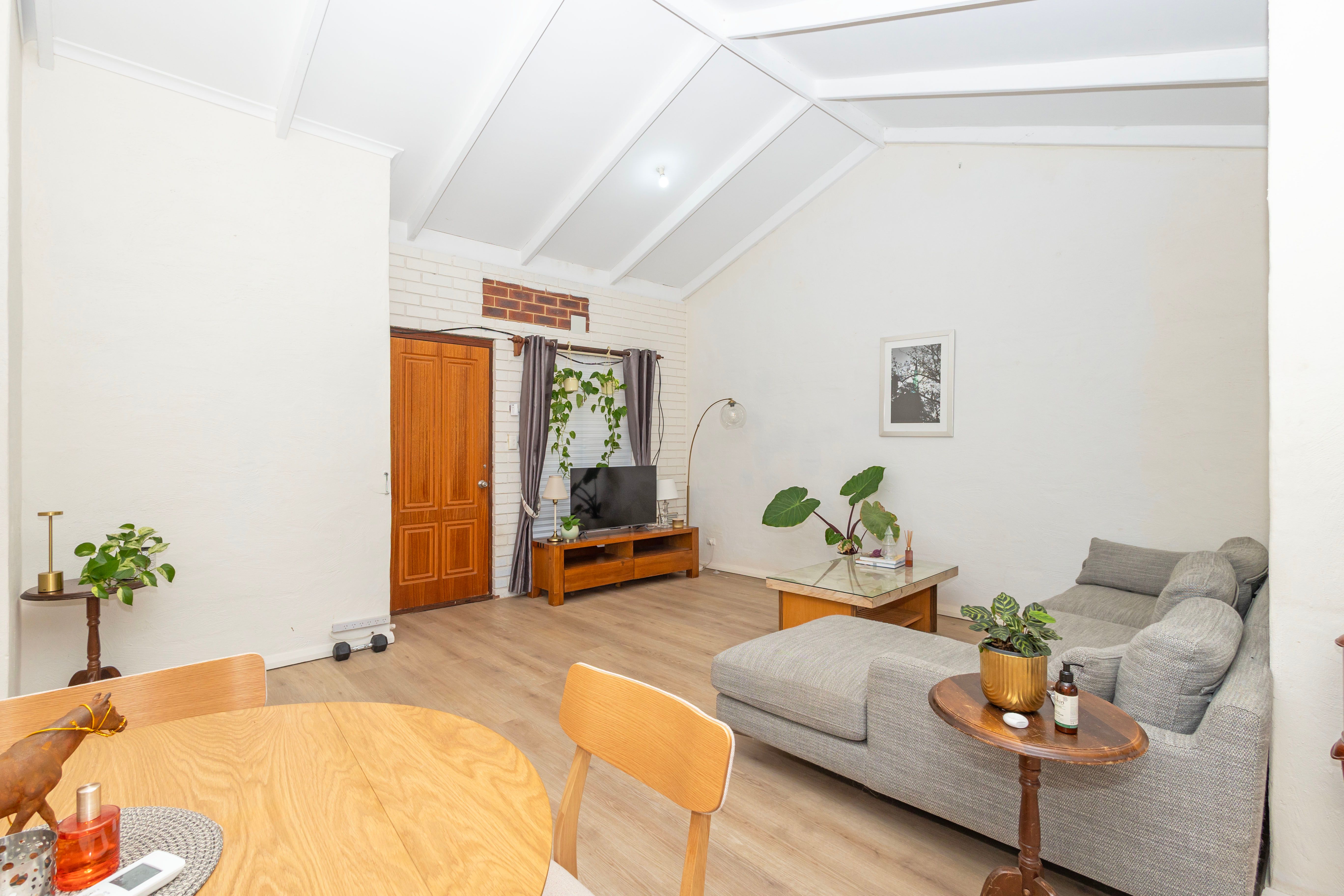 6A Hasting Street — photo 9 of 22