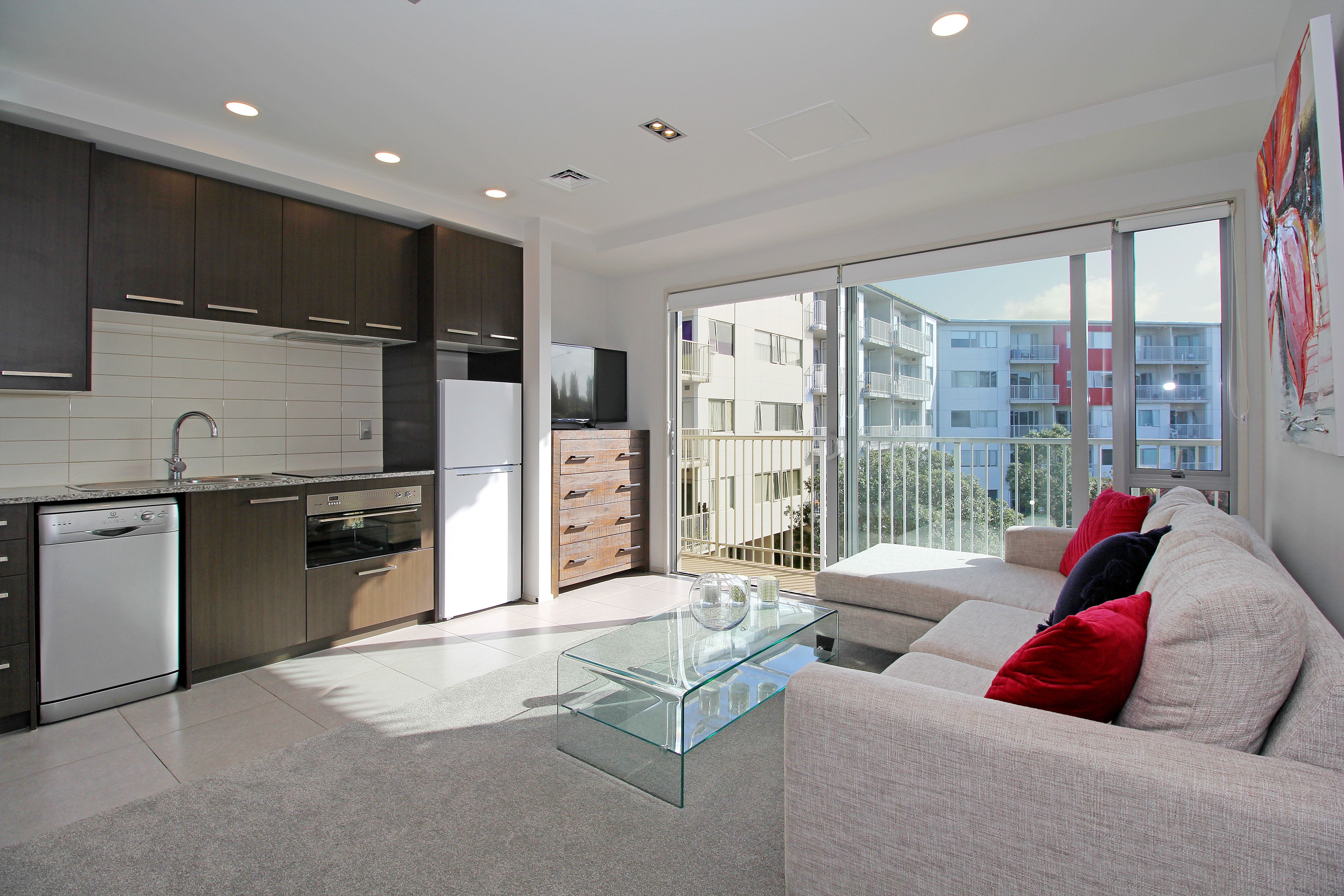 C305/130 Anzac Street, Takapuna, North Shore City