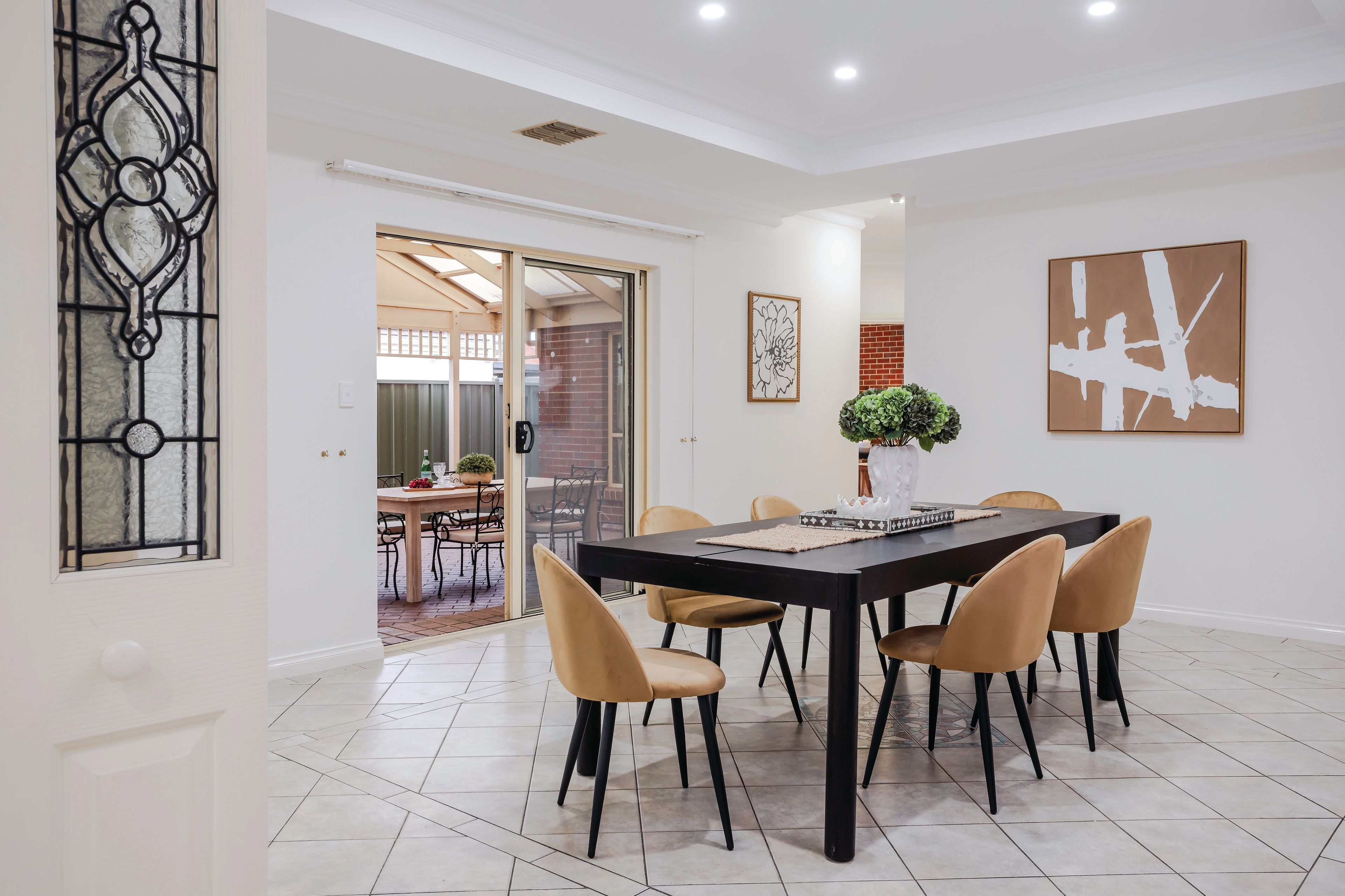 1 Cassia Crescent — photo 13 of 30