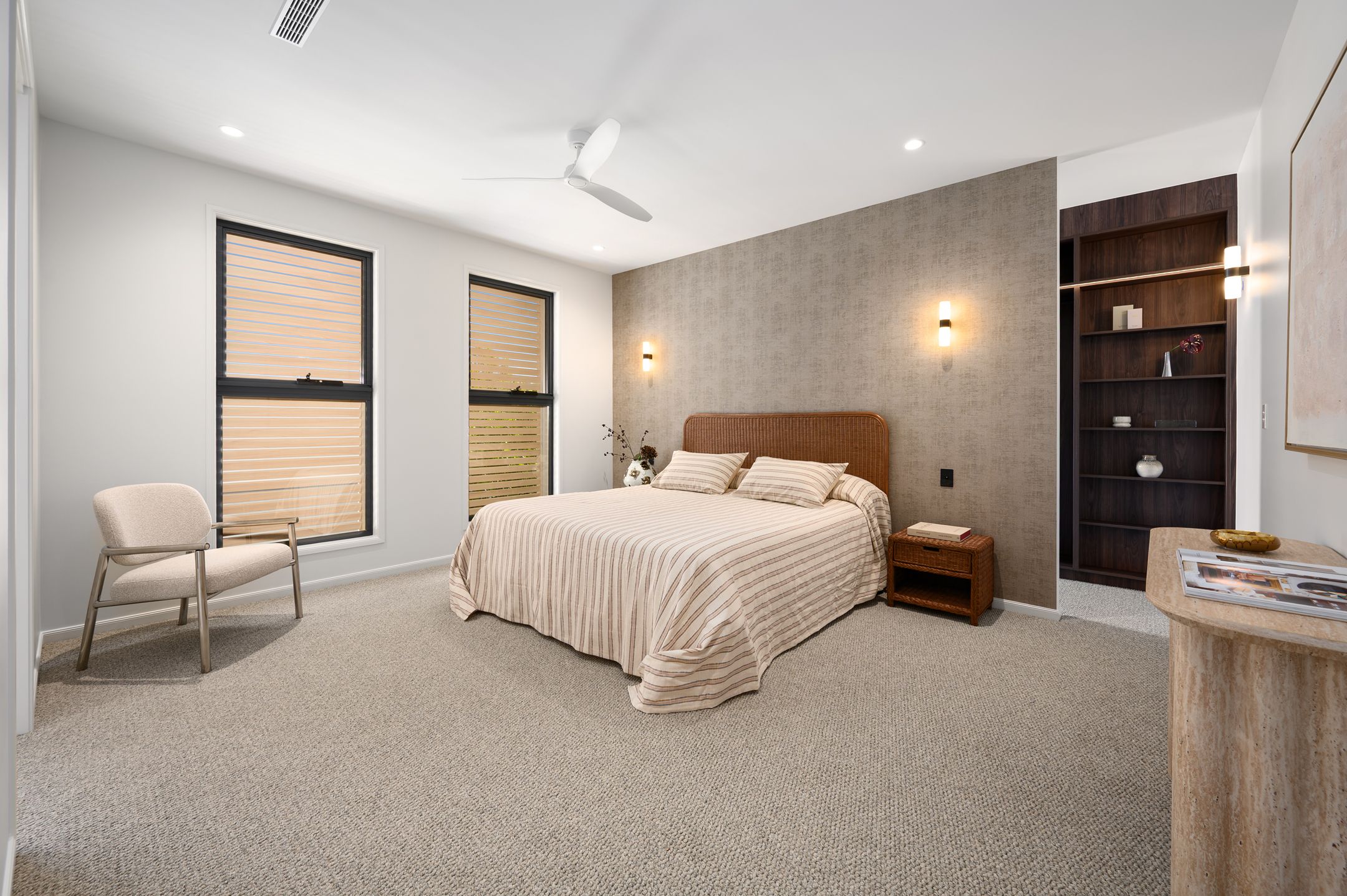 1/10 Lee Road — photo 10 of 16