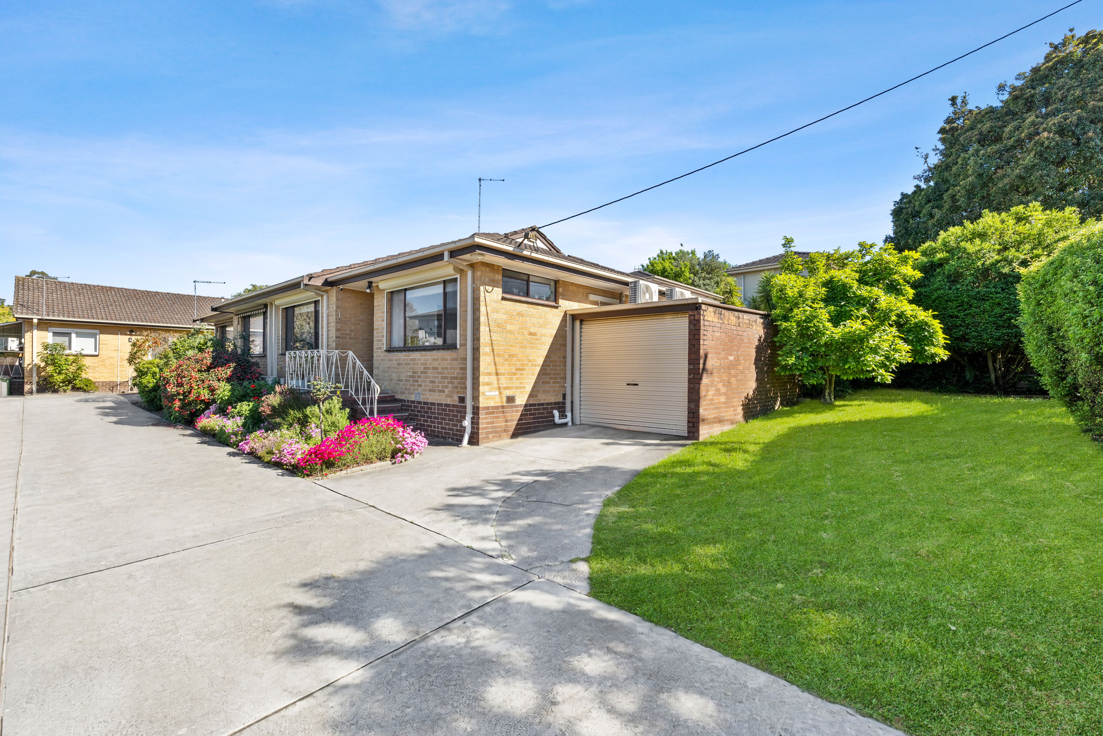 1/12 Narcissus Avenue — photo from Ray White Judd White Group - Glen Waverley