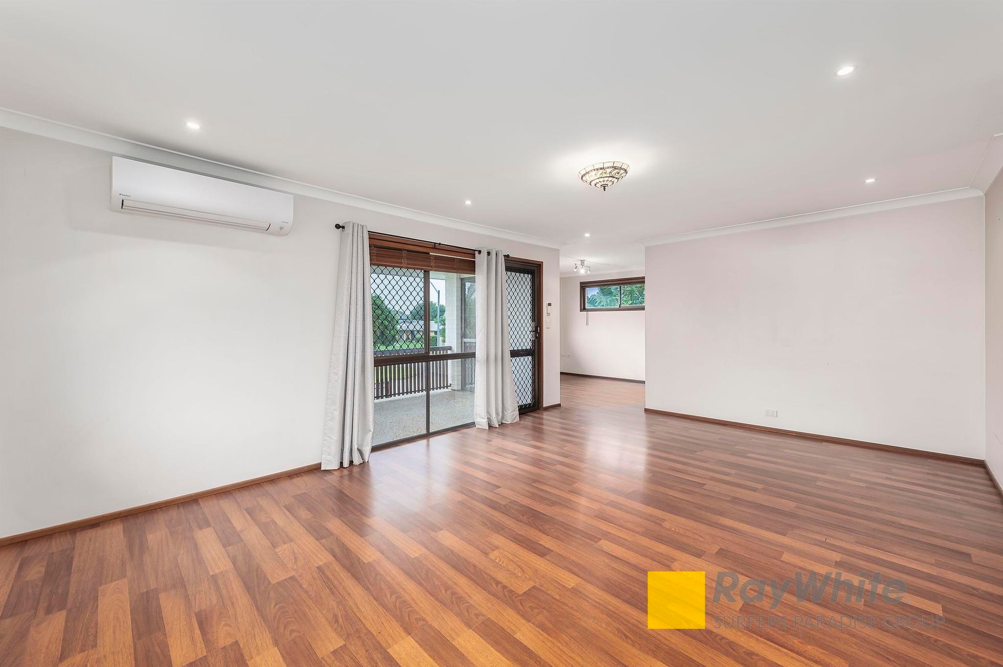 11 Marbella Drive, Benowa, QLD 4217