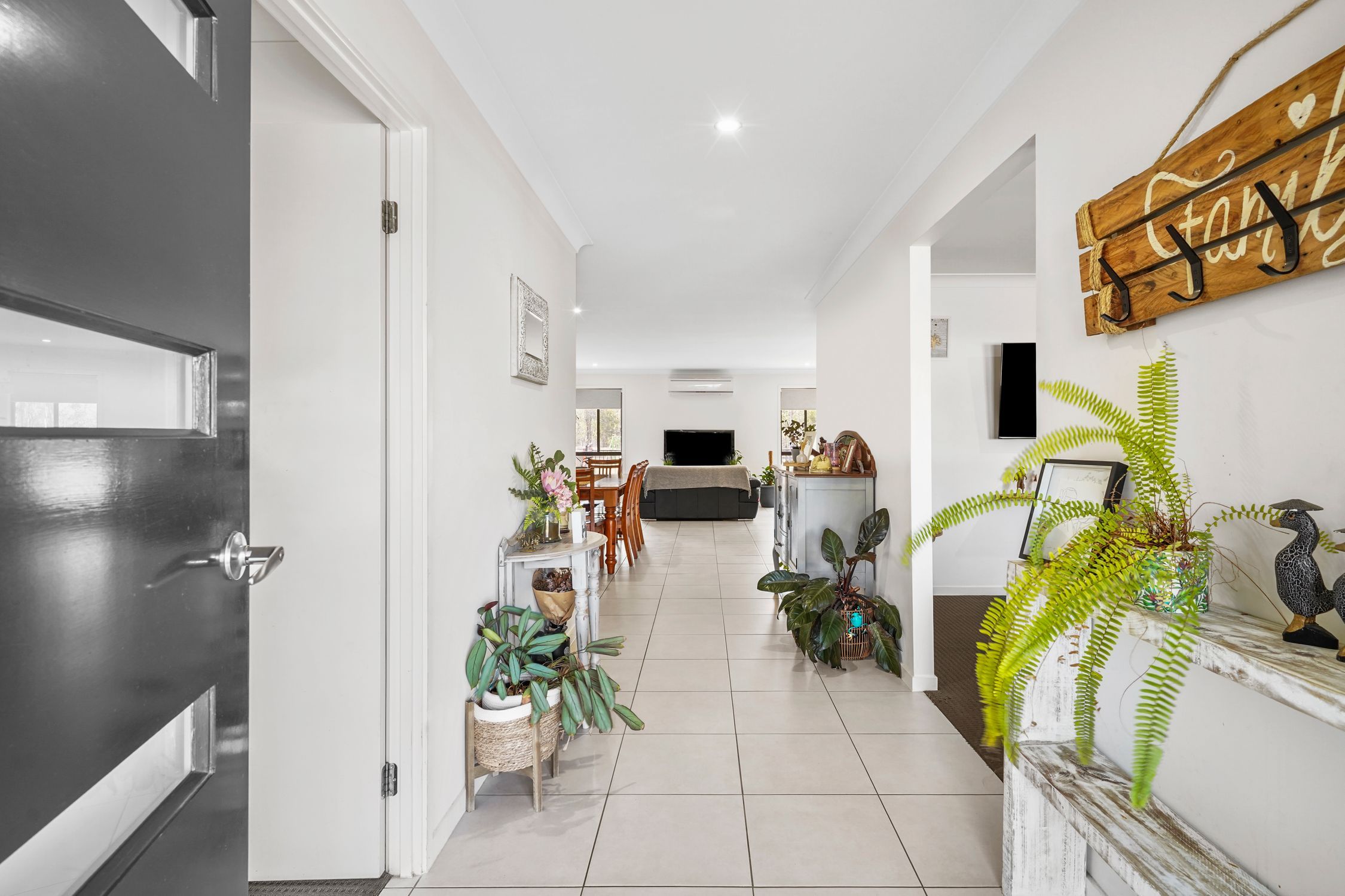 14 Brolga Way — photo 6 of 30