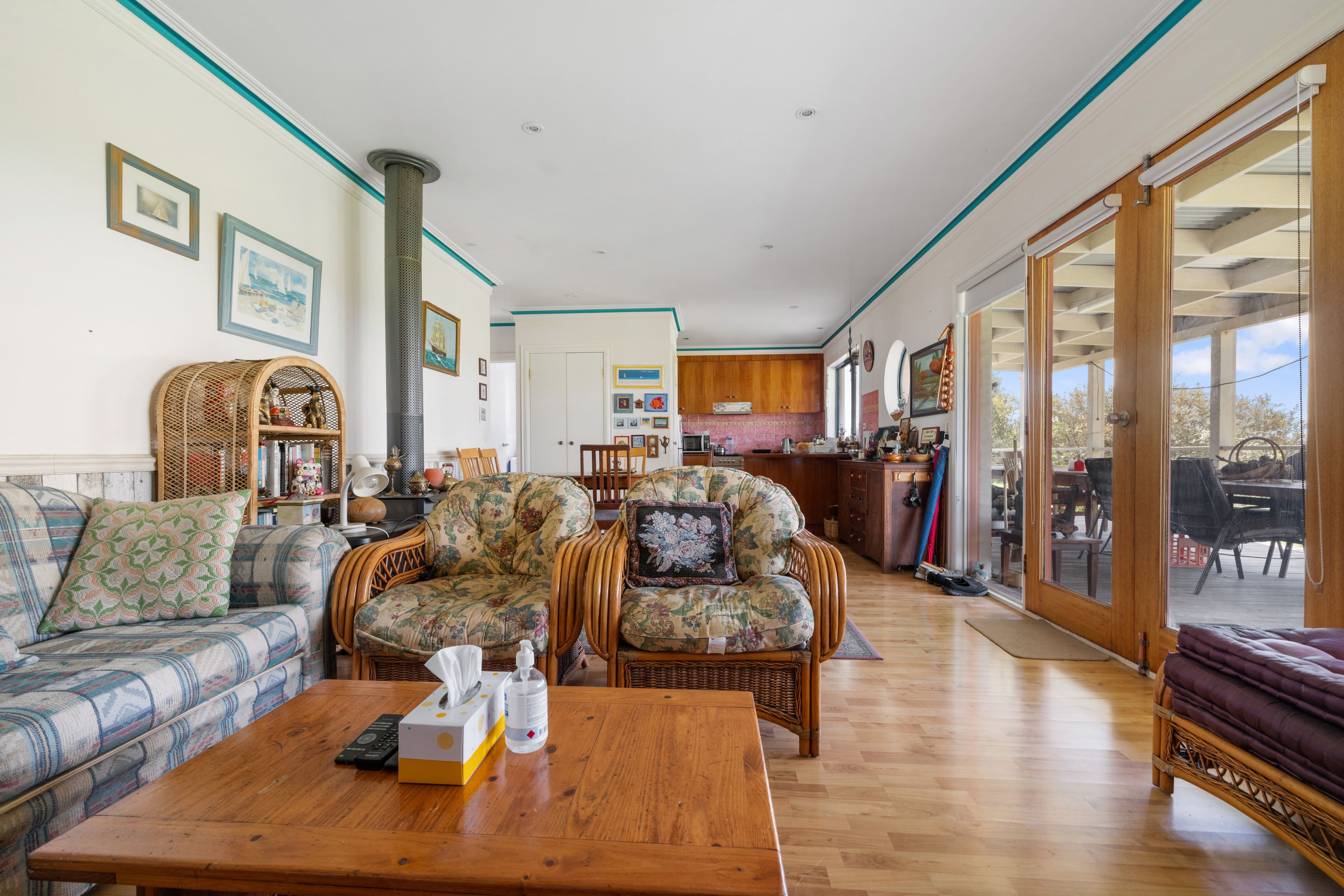 260 Lees Road — photo 5 of 19