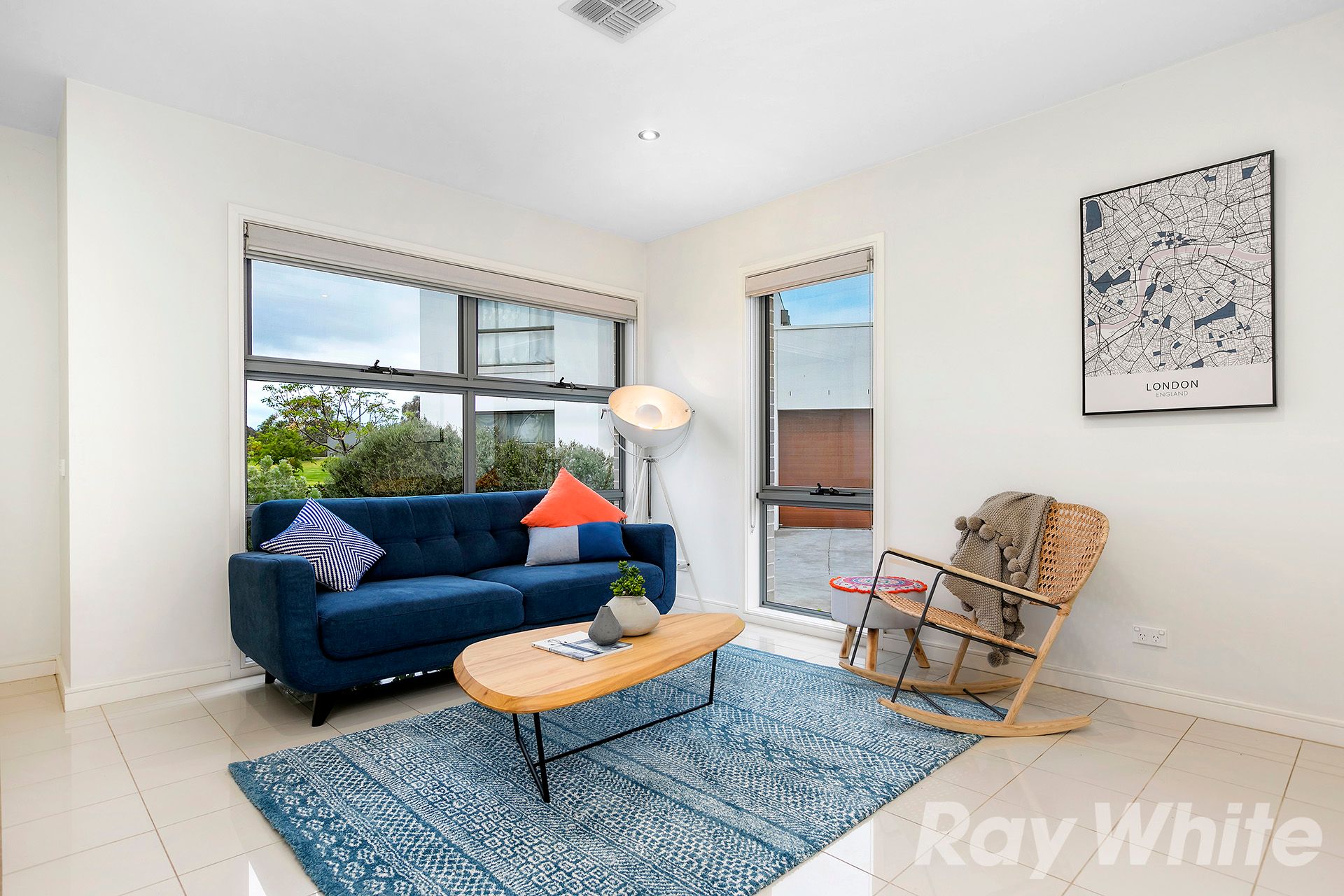 5 Ashberg Drive, Waterways, VIC 3195